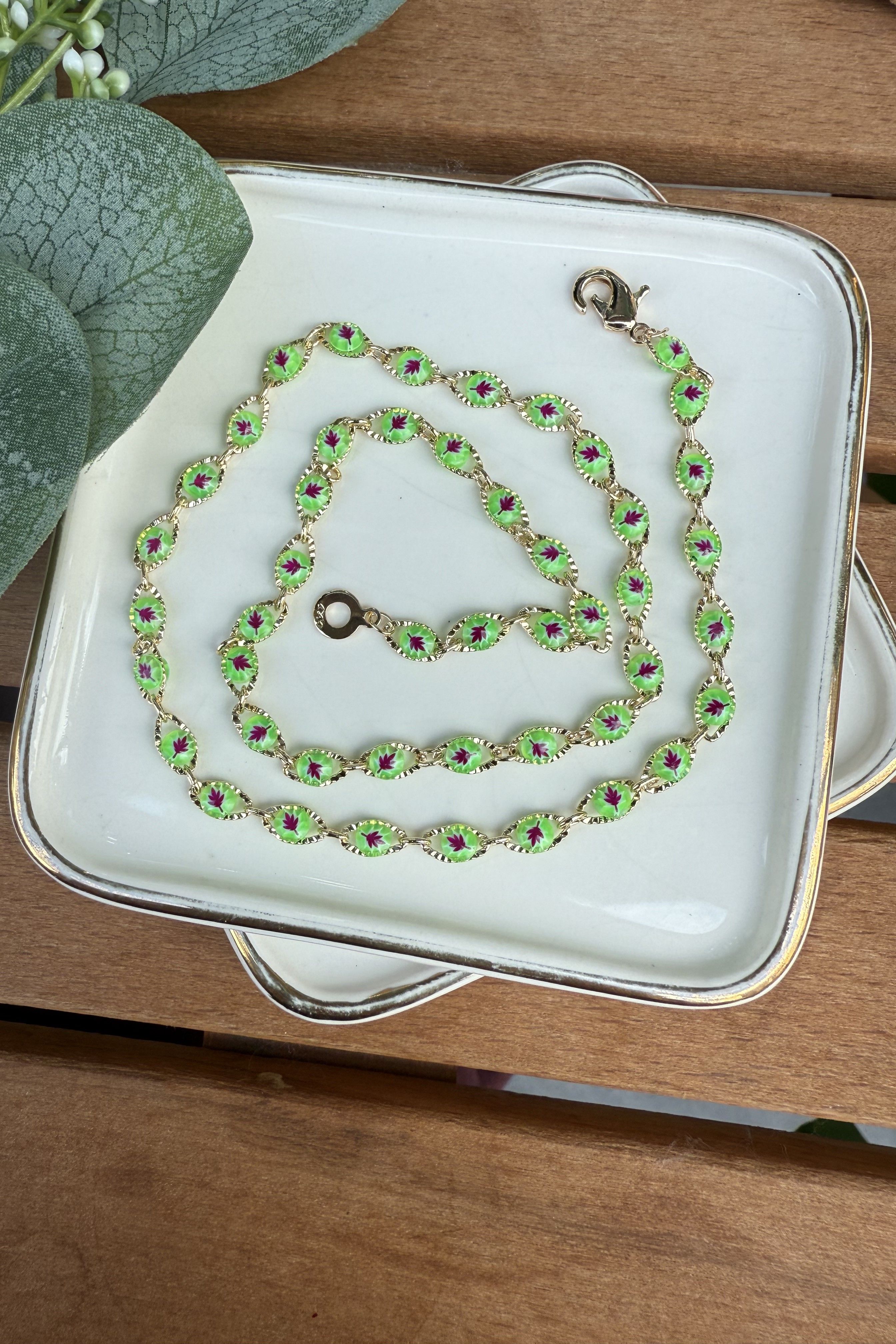 14K Altın Kaplama Yeşil Üzeri Mor Yaprak Kolye 45cm