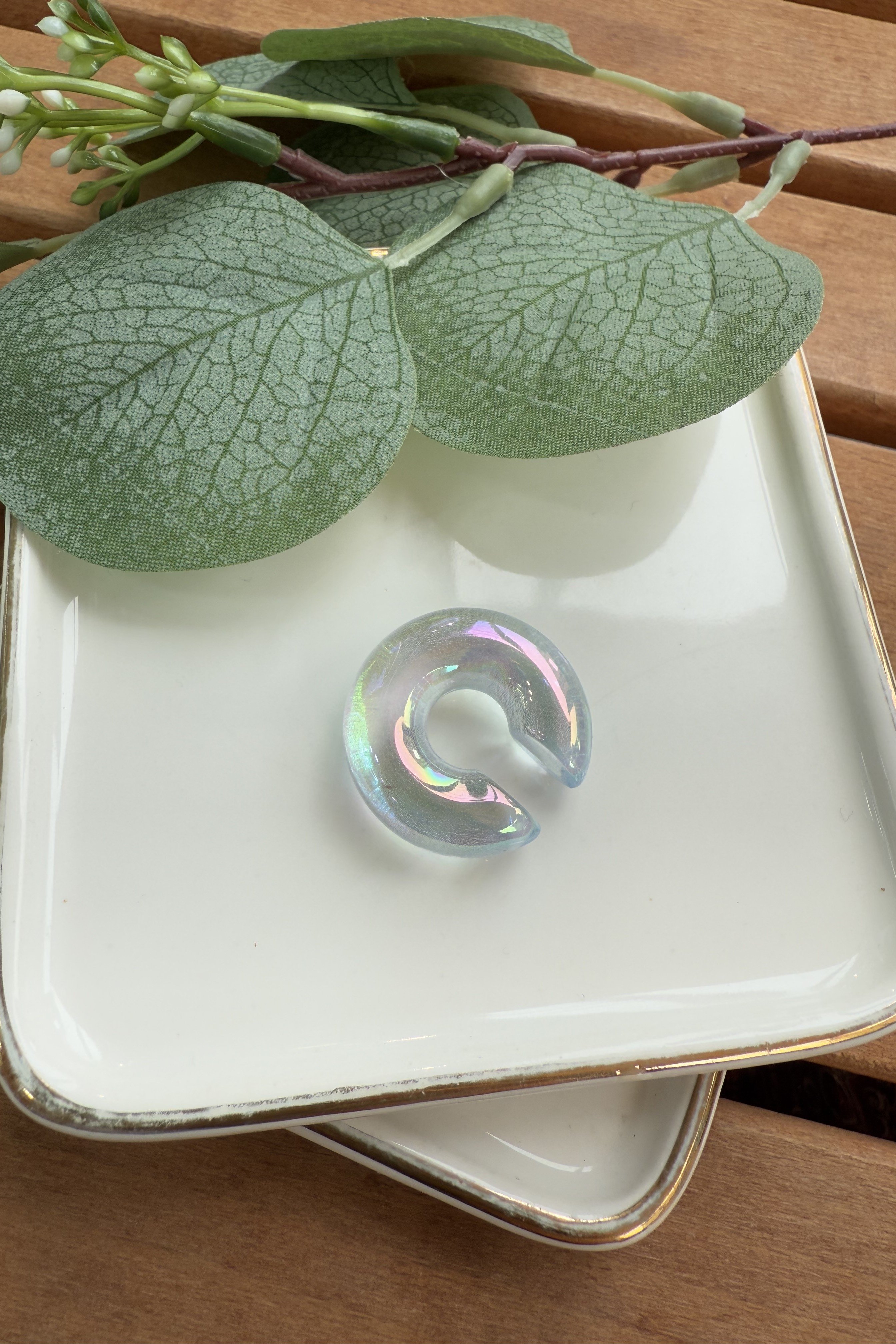Mavi C Hologramlı Kıkırdak Küpe