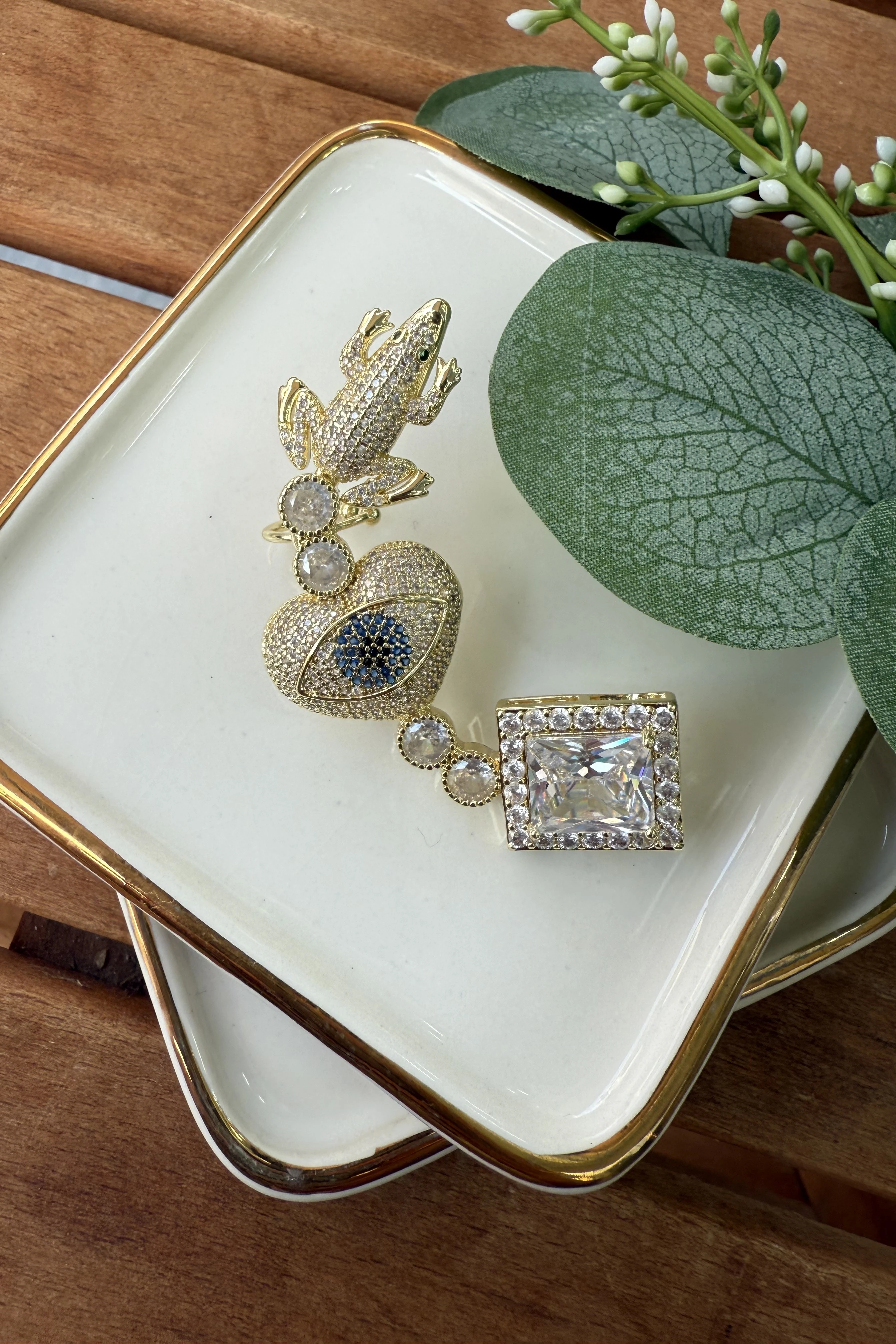 Taşlı Göz & Kurbağa Tasarımlı Küpe (Sağ Kulak İçindir) Gold