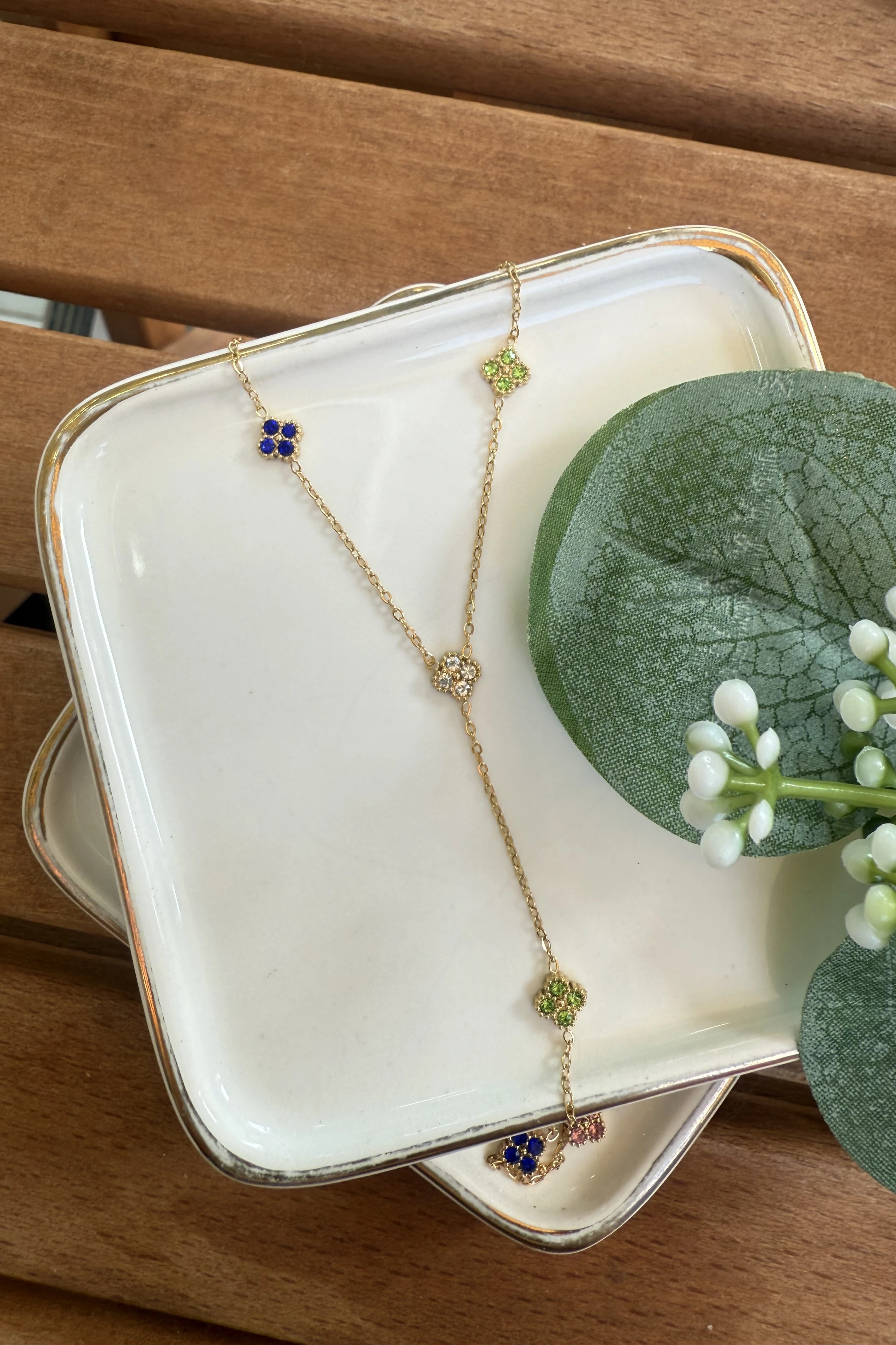 Çelik Renkli Taşlı Yonca Y Kolye 45cm