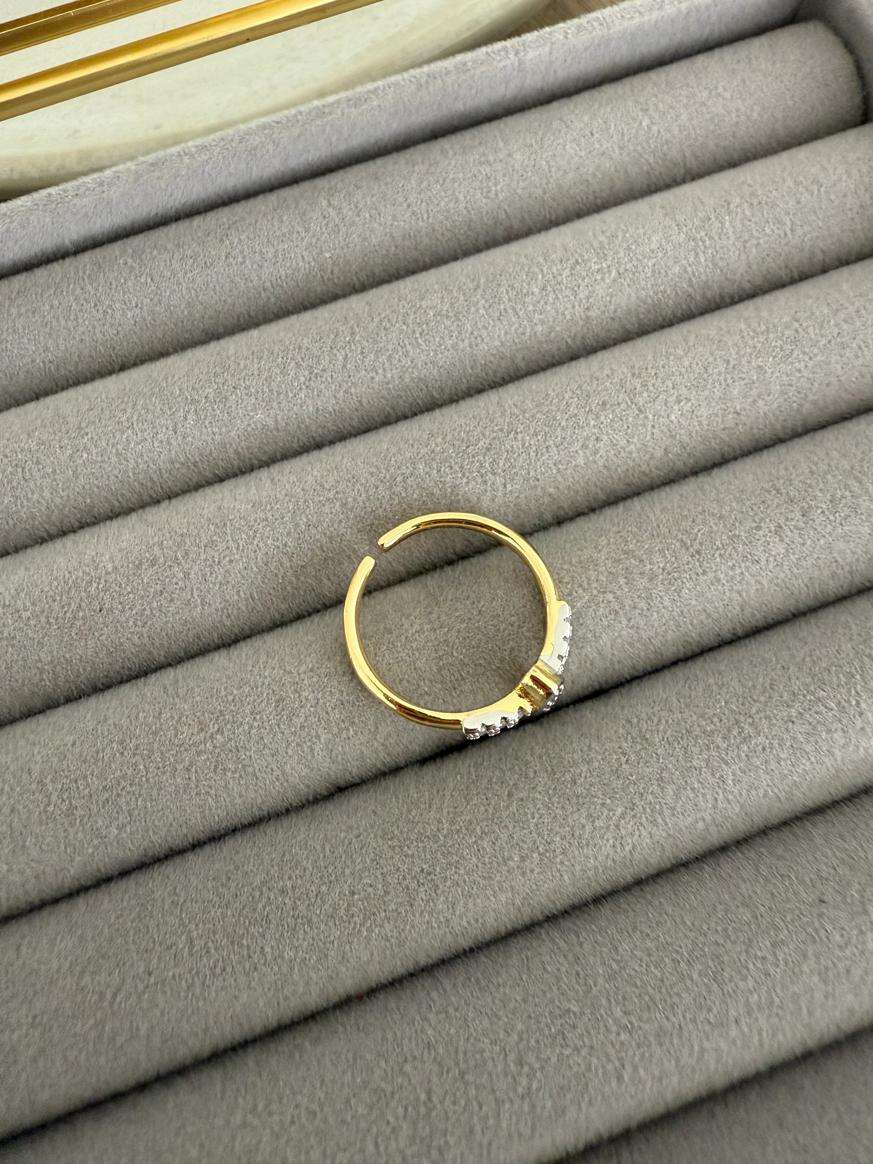 14K Altın Kaplama Ortası Badem Taşlı Nostalji Yüzük