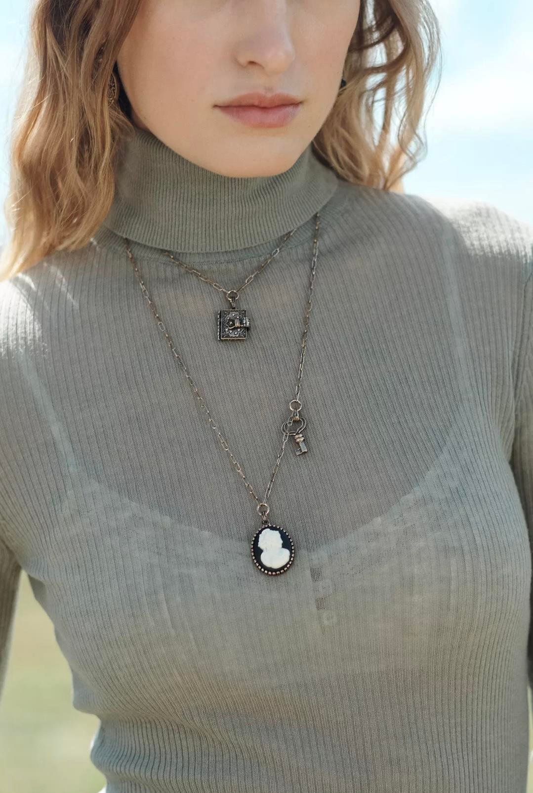 ZR Model İkili Cameo Kolye Seti 42cm