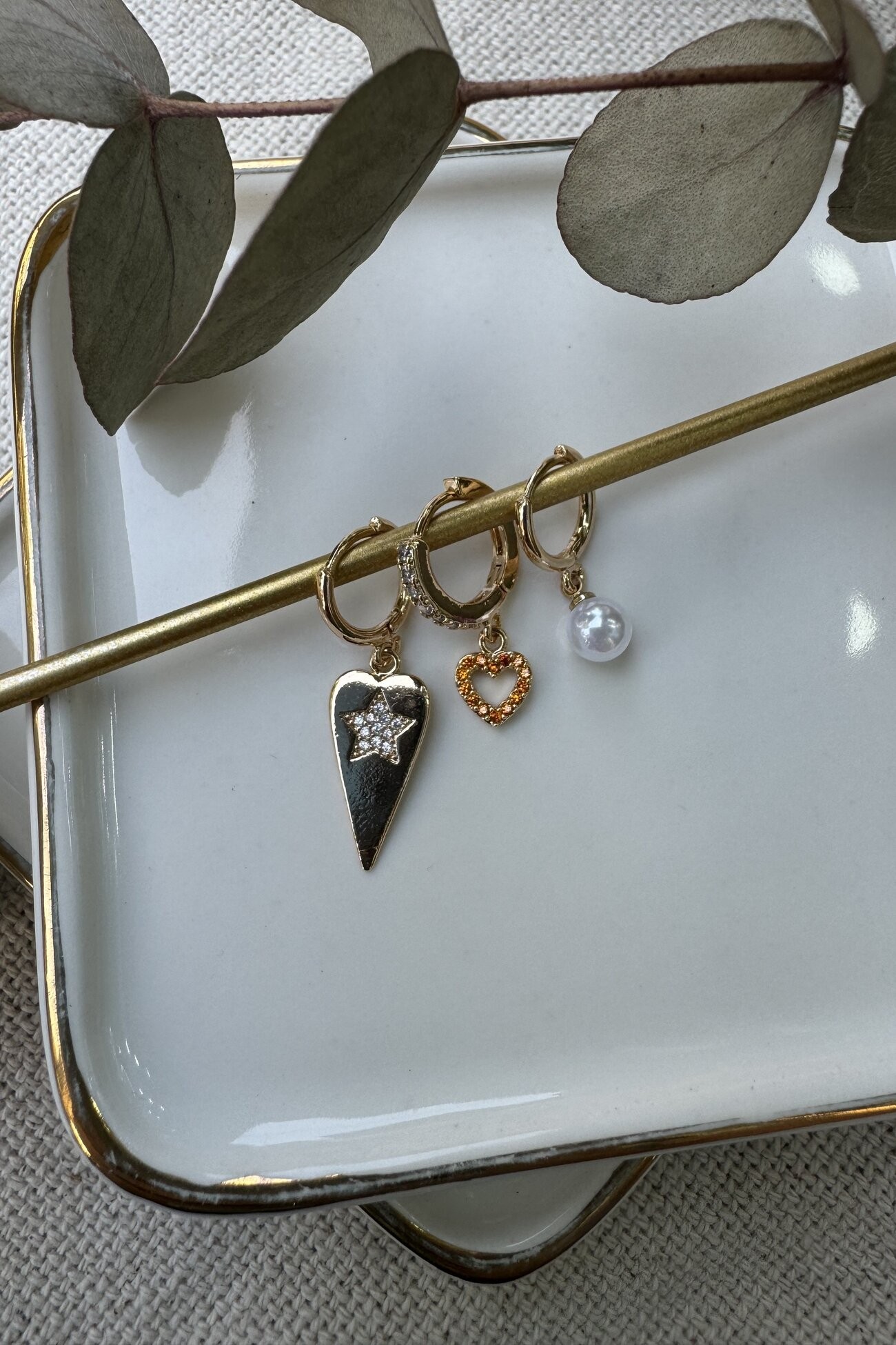 Turuncu Taşlı Kalp 3'lü Set Küpe
