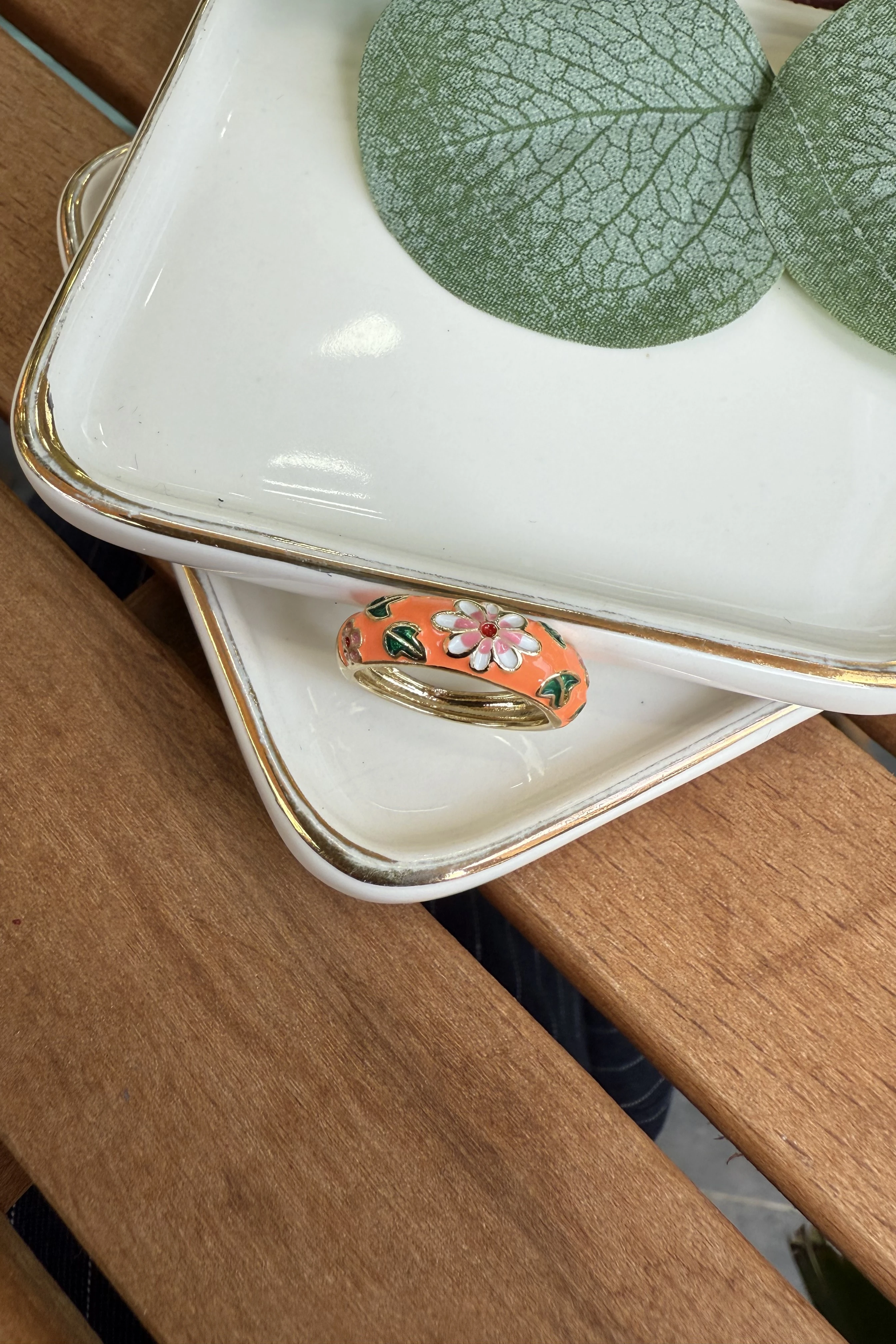 14K Altın Kaplama Turuncu Mineli Çiçek Yüzük