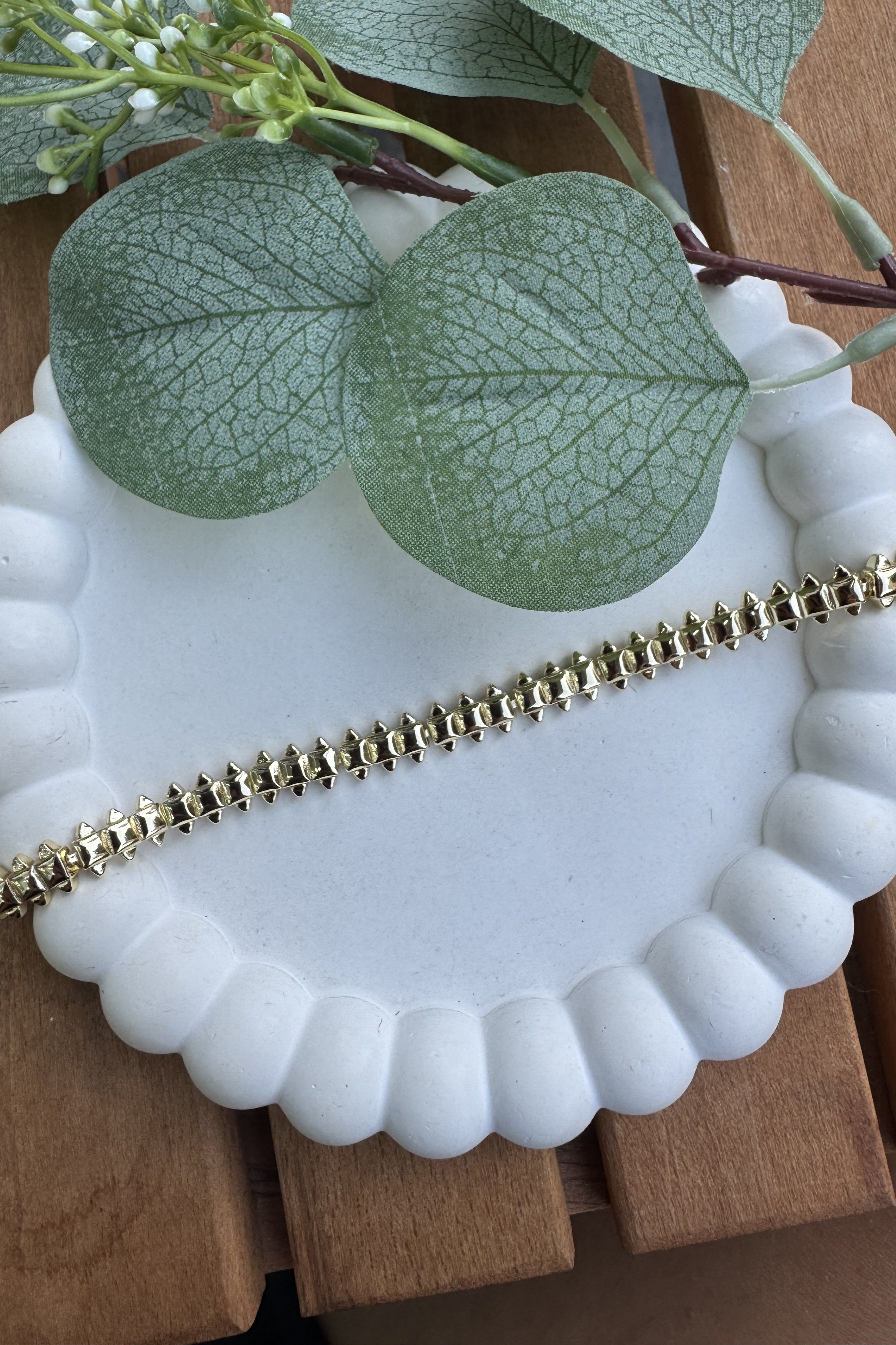 14K Altın Kaplama Çivi Çıkıntılı Marka Bileklik 17+2cm