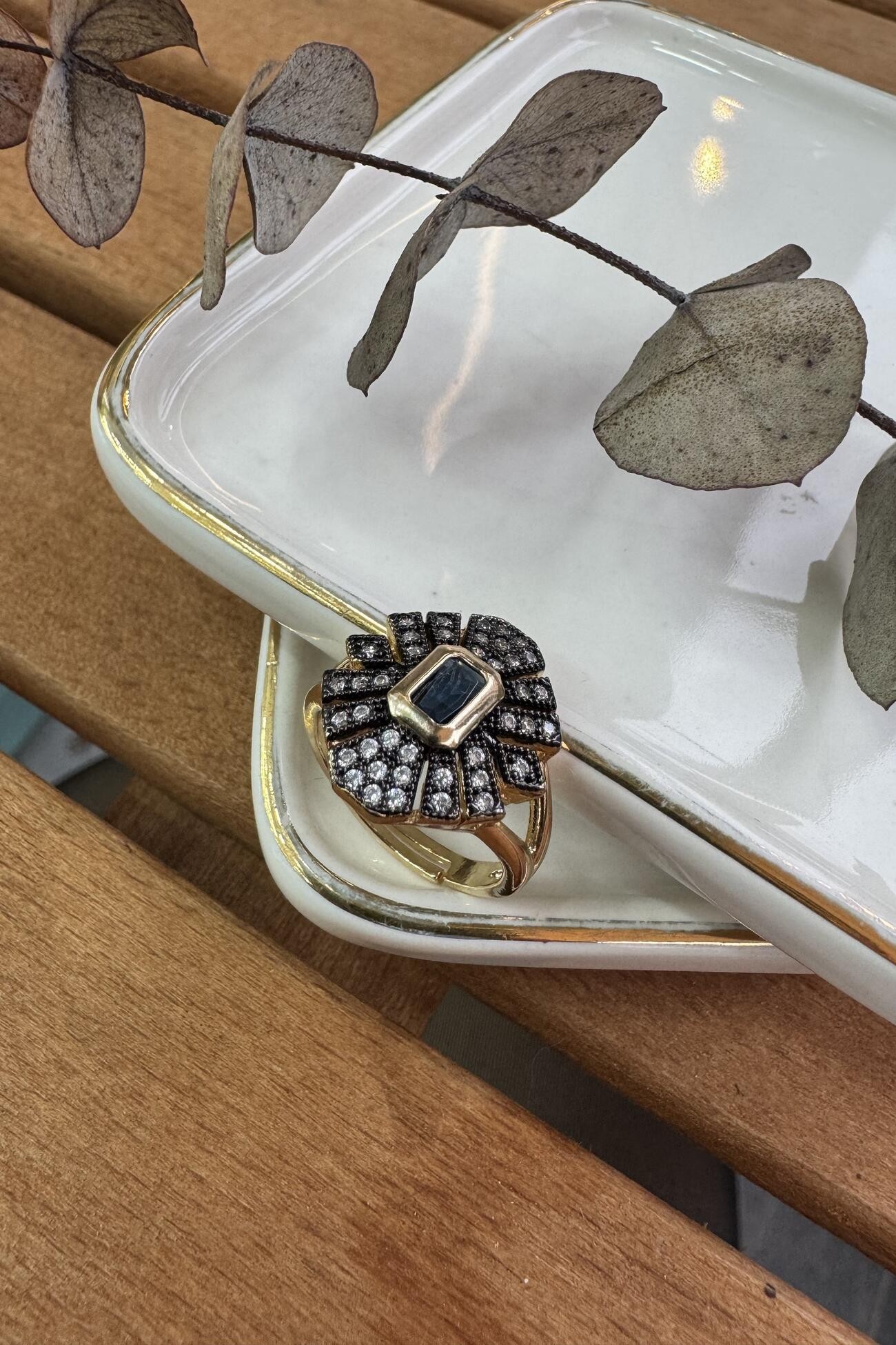 14K Altın Kaplama Lacivert Taşlı Vintage Yüzük