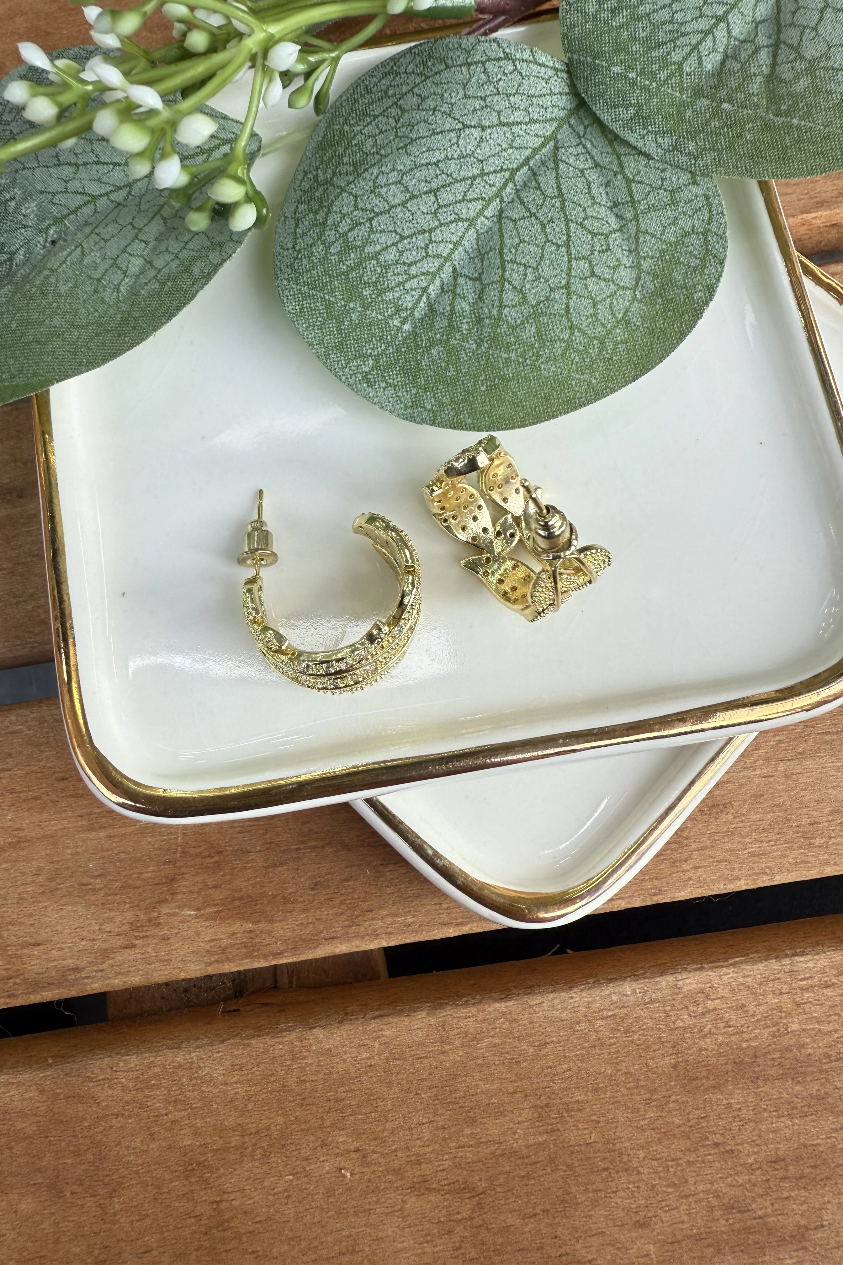 14K Altın Kaplama Taşlı Yaprak Halka Küpe