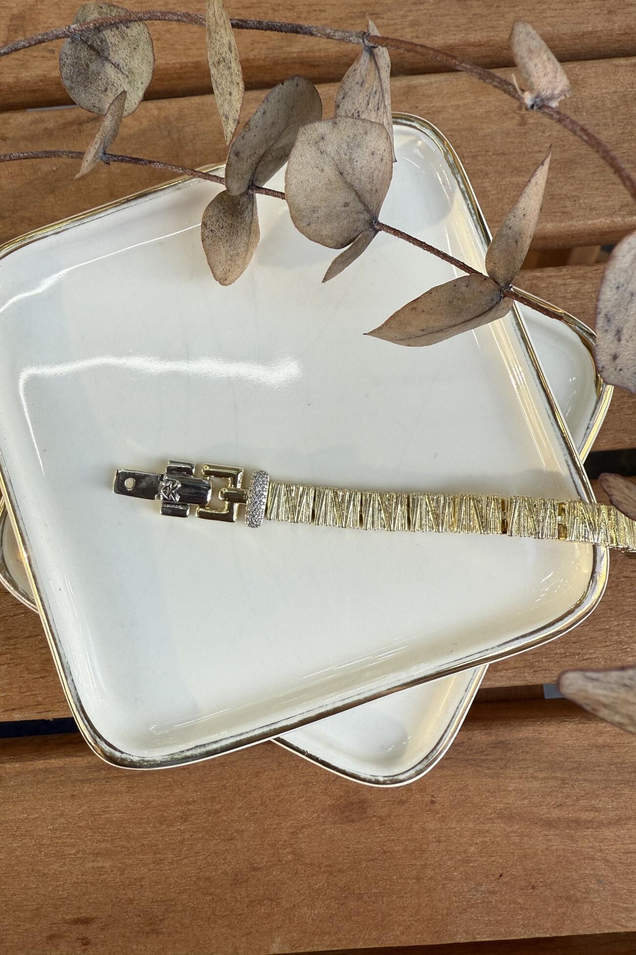14K Altın Kaplama Dokulu, Özel Kapamalı Bileklik 18.5cm