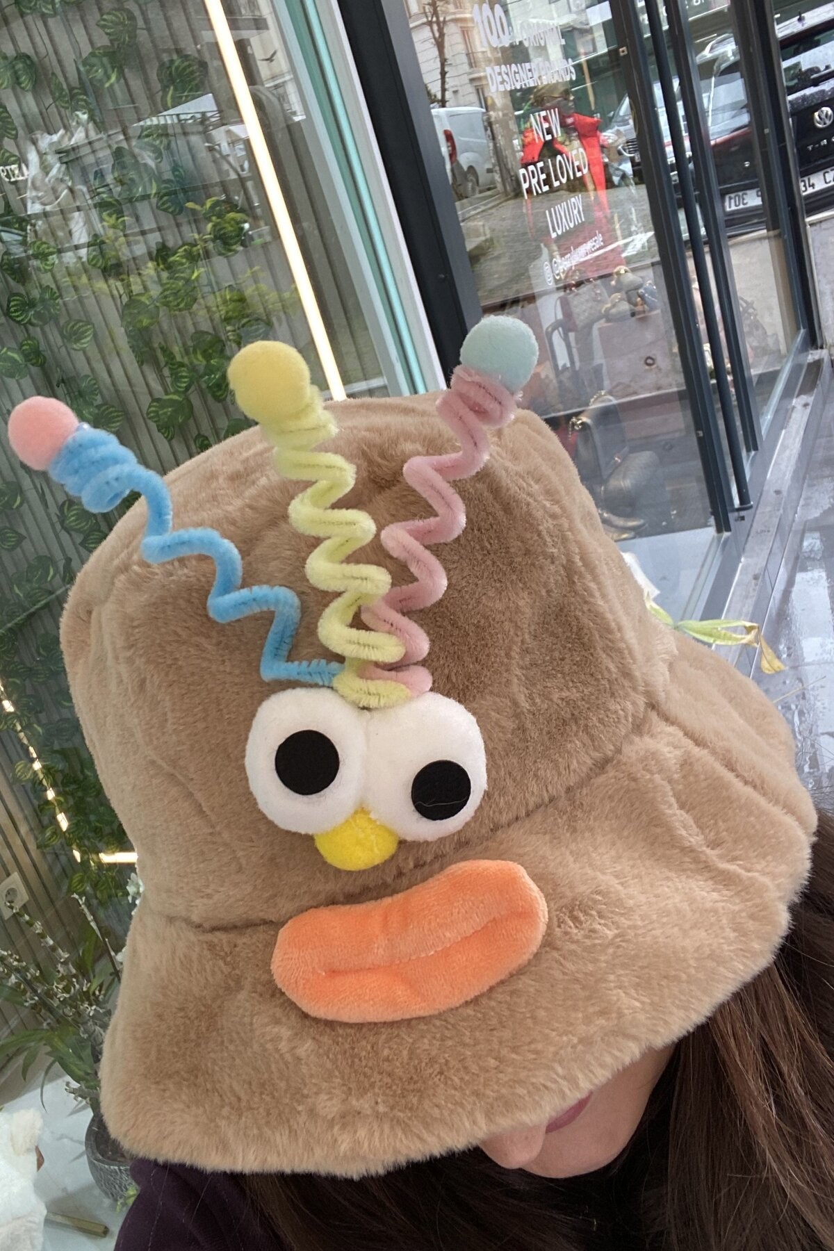 Peluş Gözlü Karakter Şapka