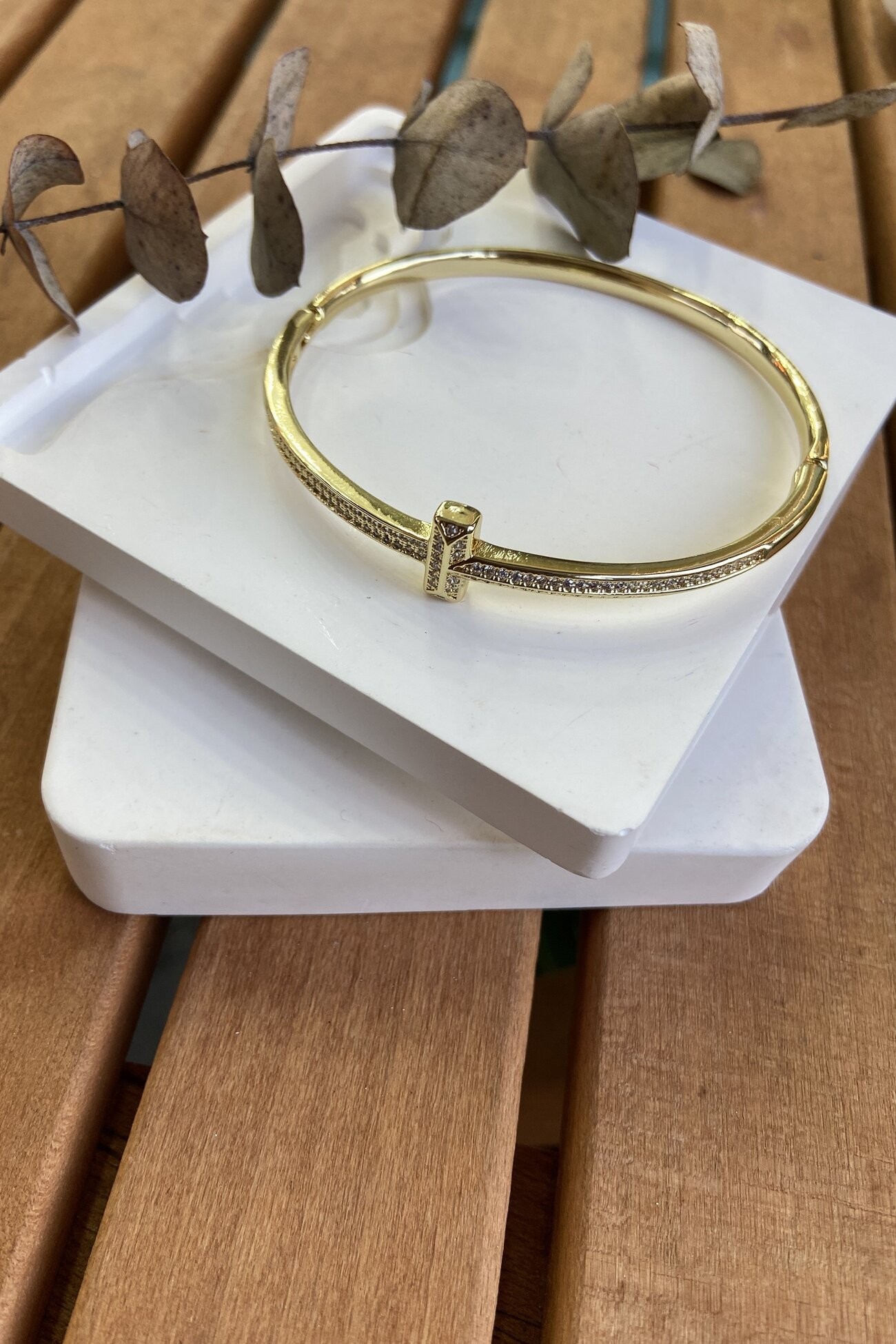 14K Altın Kaplama Taşlı T Bilezik Gold
