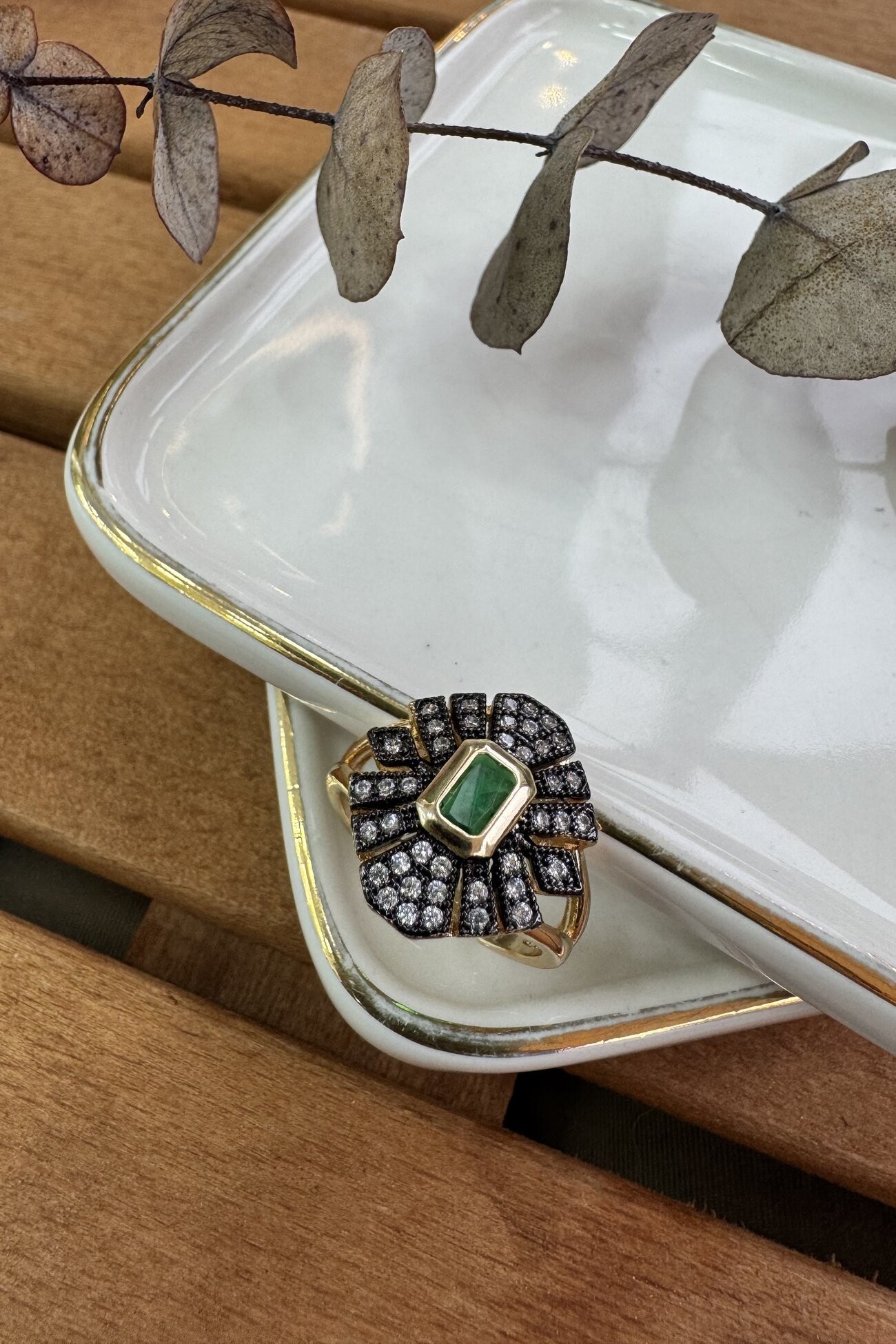 14K Altın Kaplama Yeşil Taşlı Vintage Yüzük