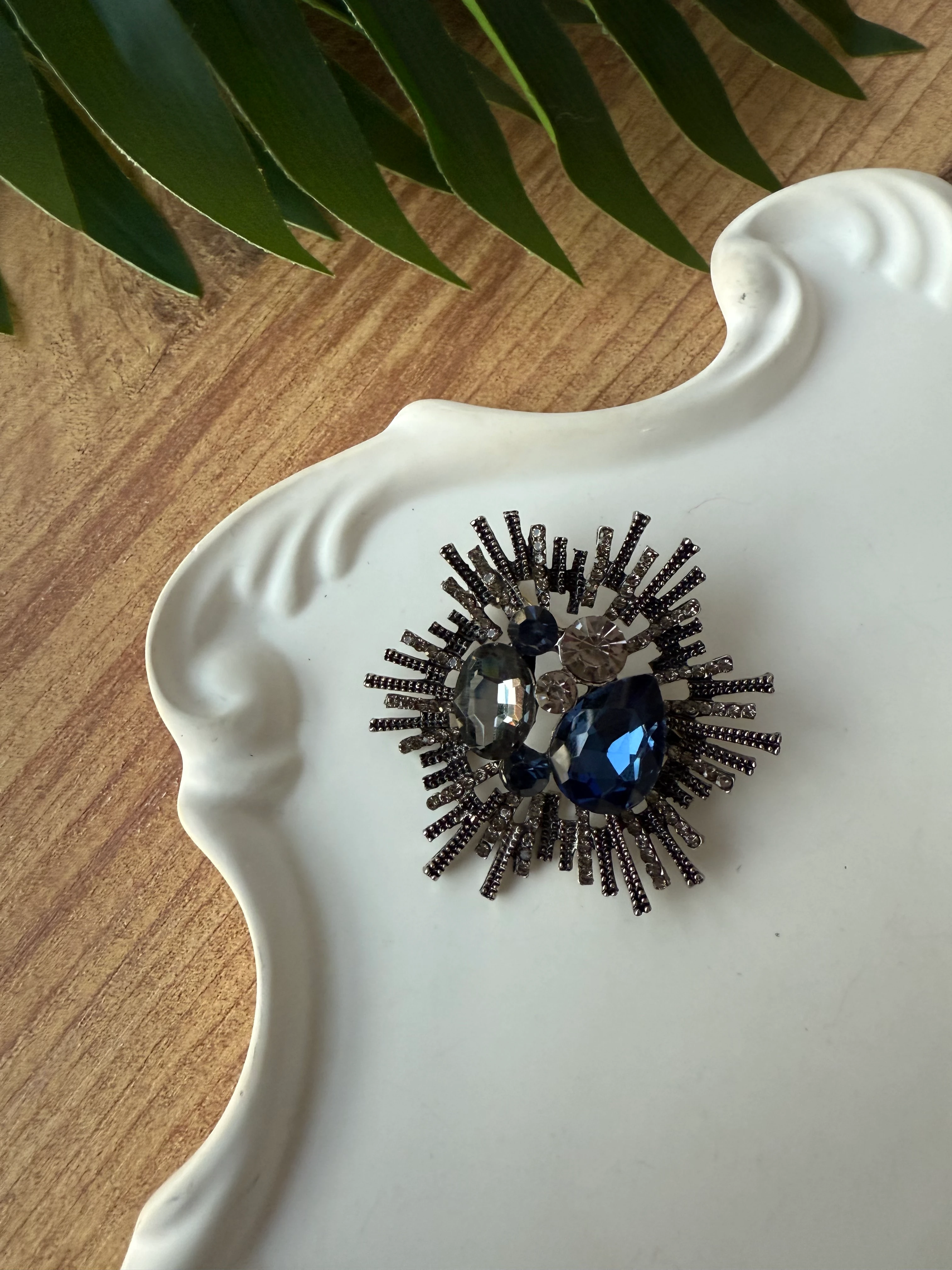 Lacivert Taşlı, Vintage Broş