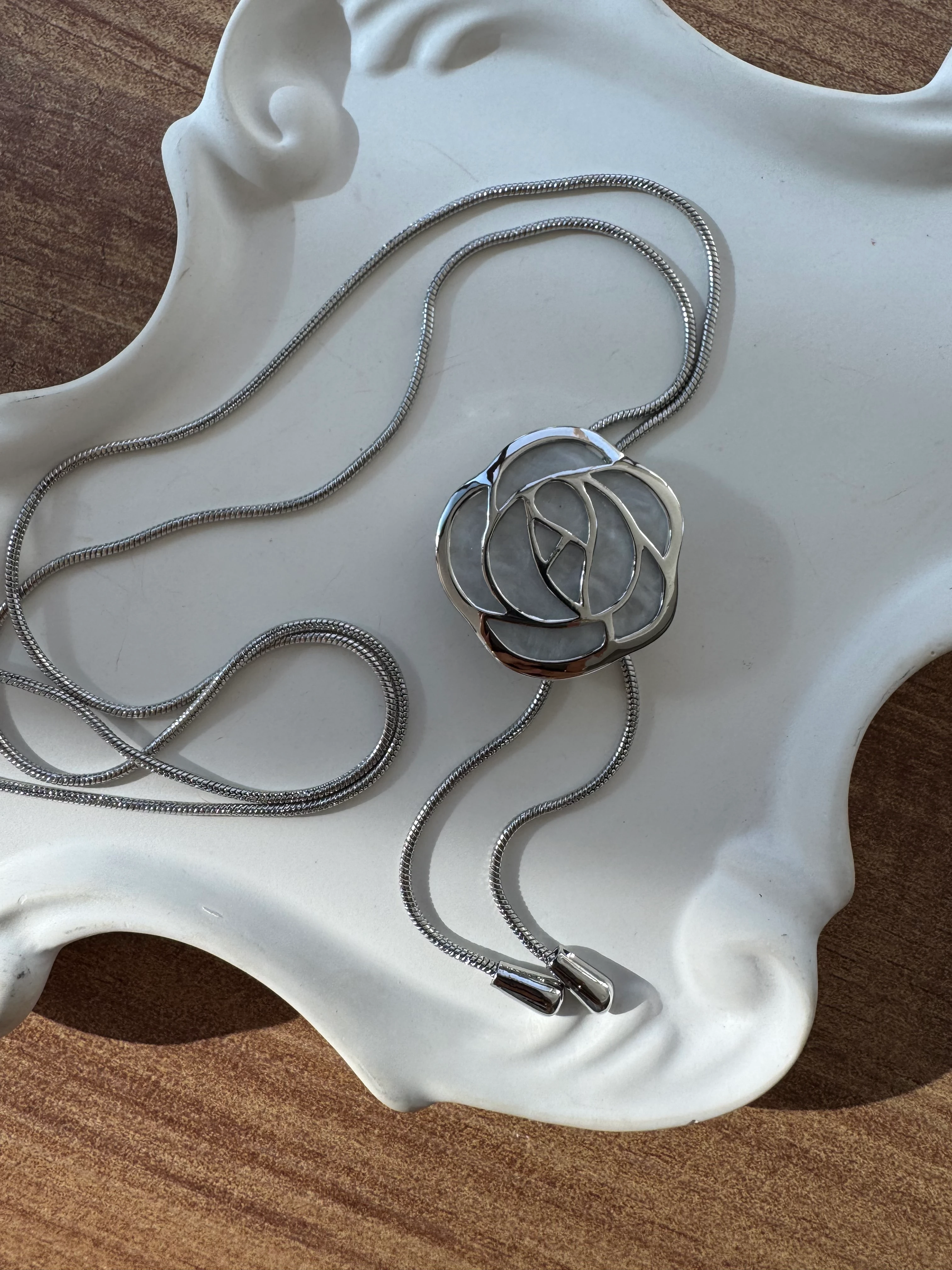 14K Altın Kaplama Sedeflİ Gül Kabartılı Asansörlü Kolye Silver 90cm