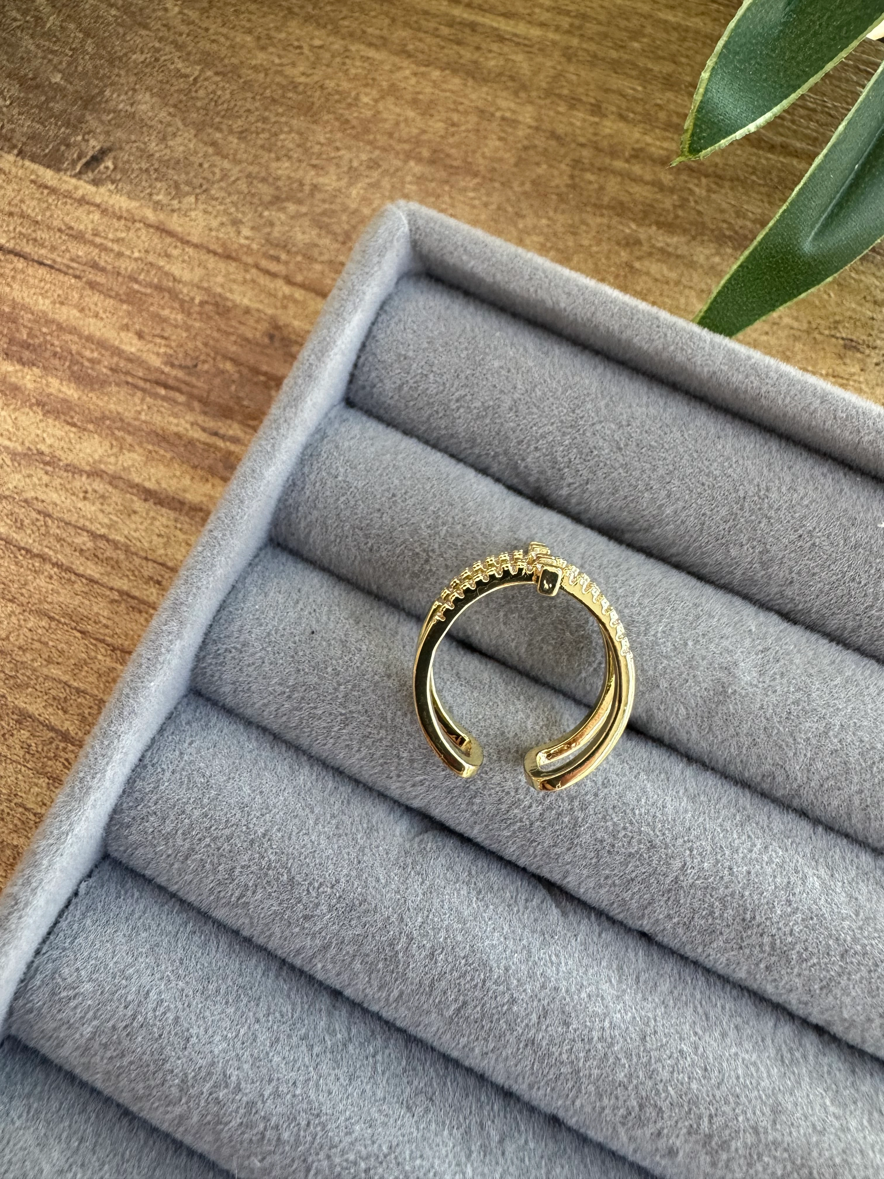 14K Altın Kaplama Ortası Çizgili Serçe Parmak Yüzüğü Gold