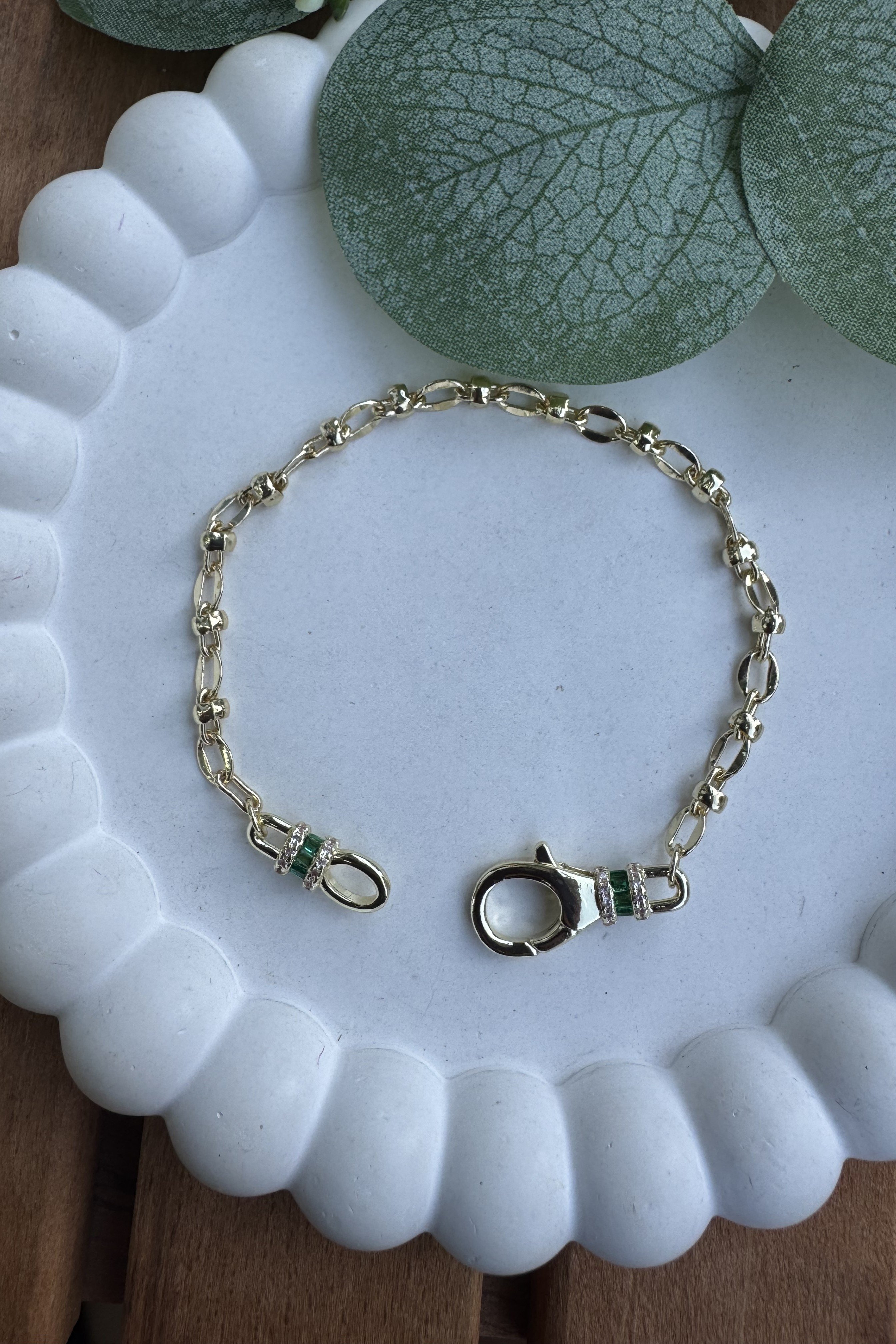 14K Altın Kaplama Yeşil Taşlı Kilit Bileklik 18cm