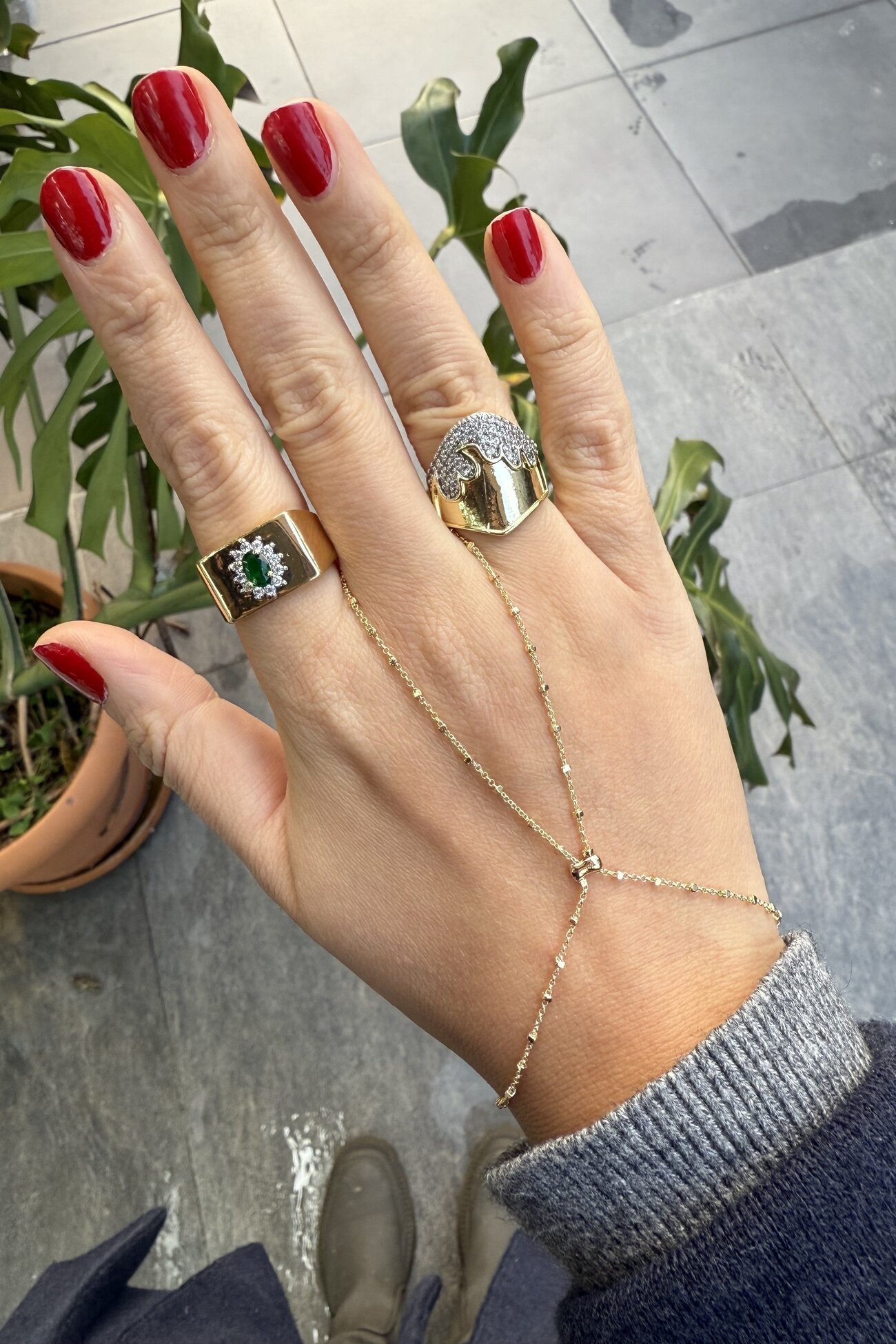 14K Altın Kaplama Minik Top Detaylı Şahmeran Gold