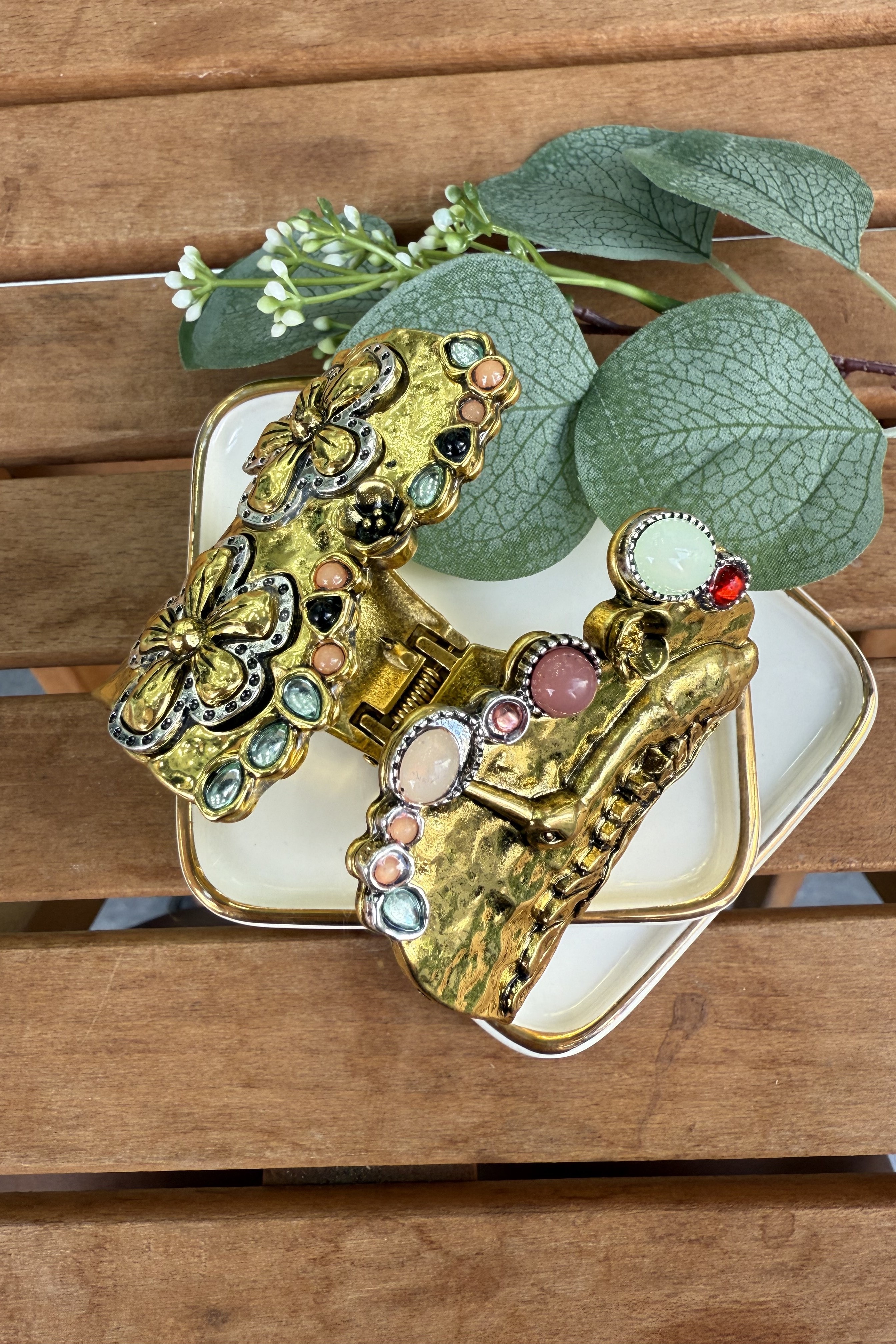 ZR Model Dövmeli, Doğal Taşlı Kalın Bilezik