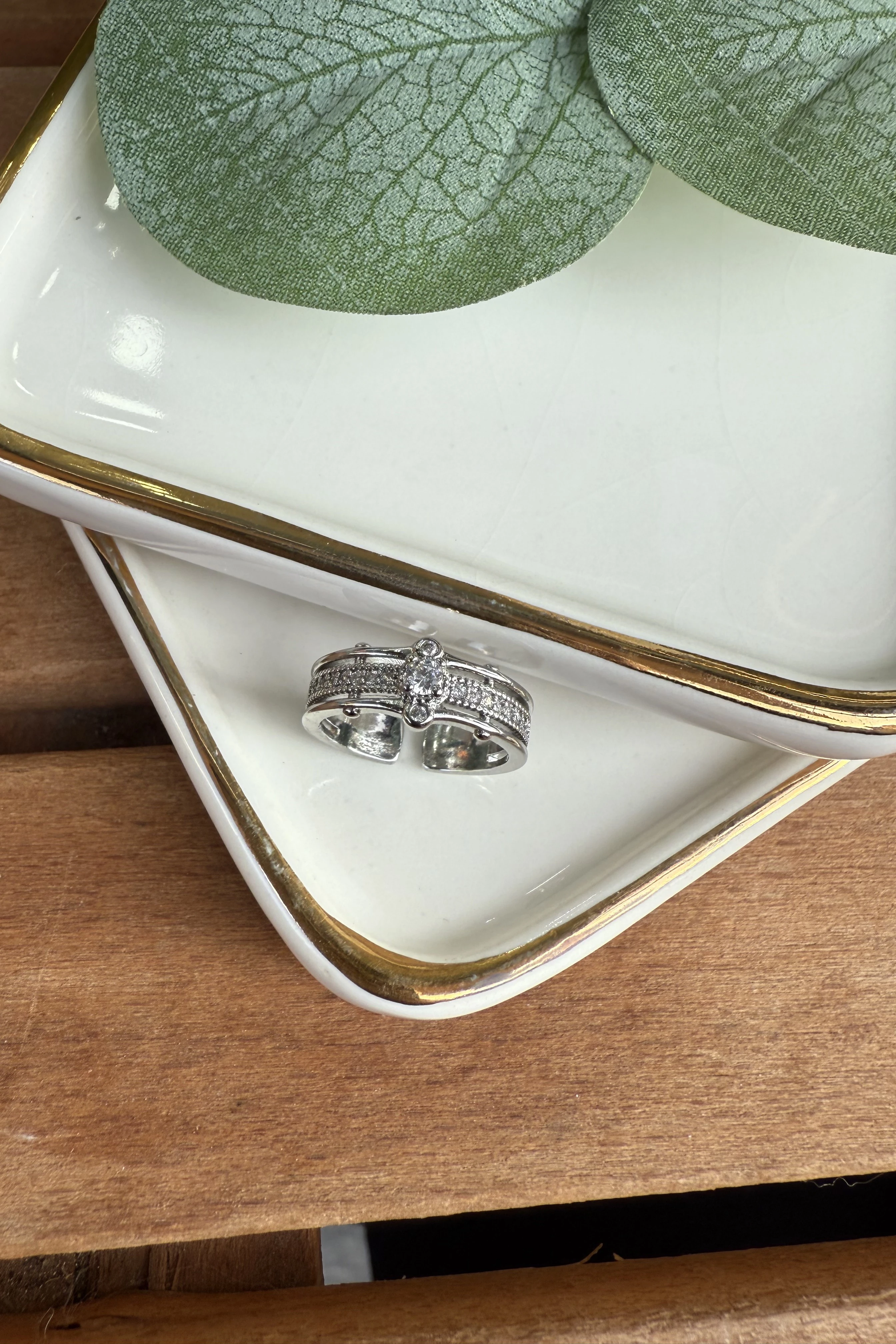 14K Altın Kaplama Üç Sıra Ortası Taşlı Serçe Parmak Yüzüğü Silver