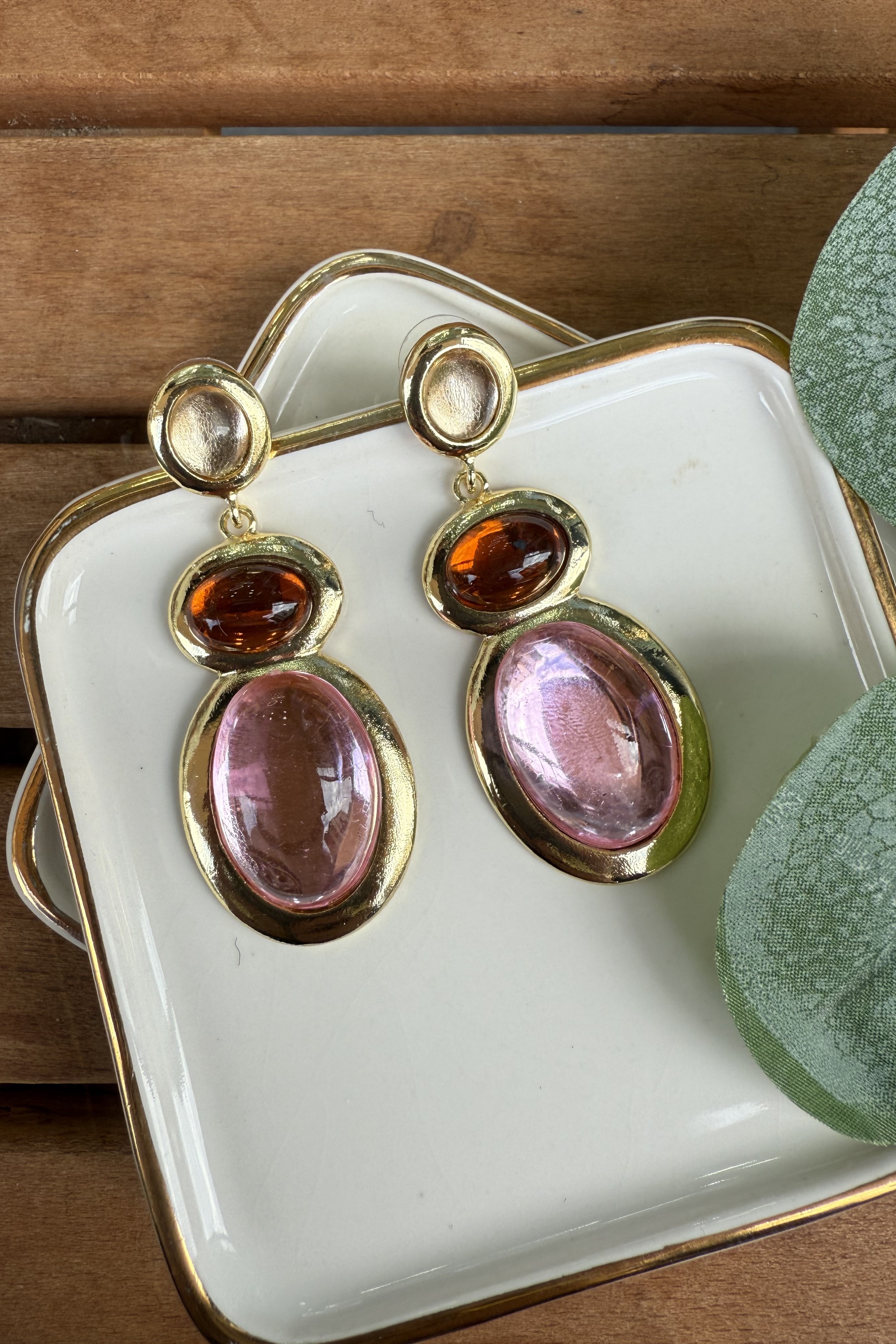 Pembe Şeffaf Taşlı Mng Küpe