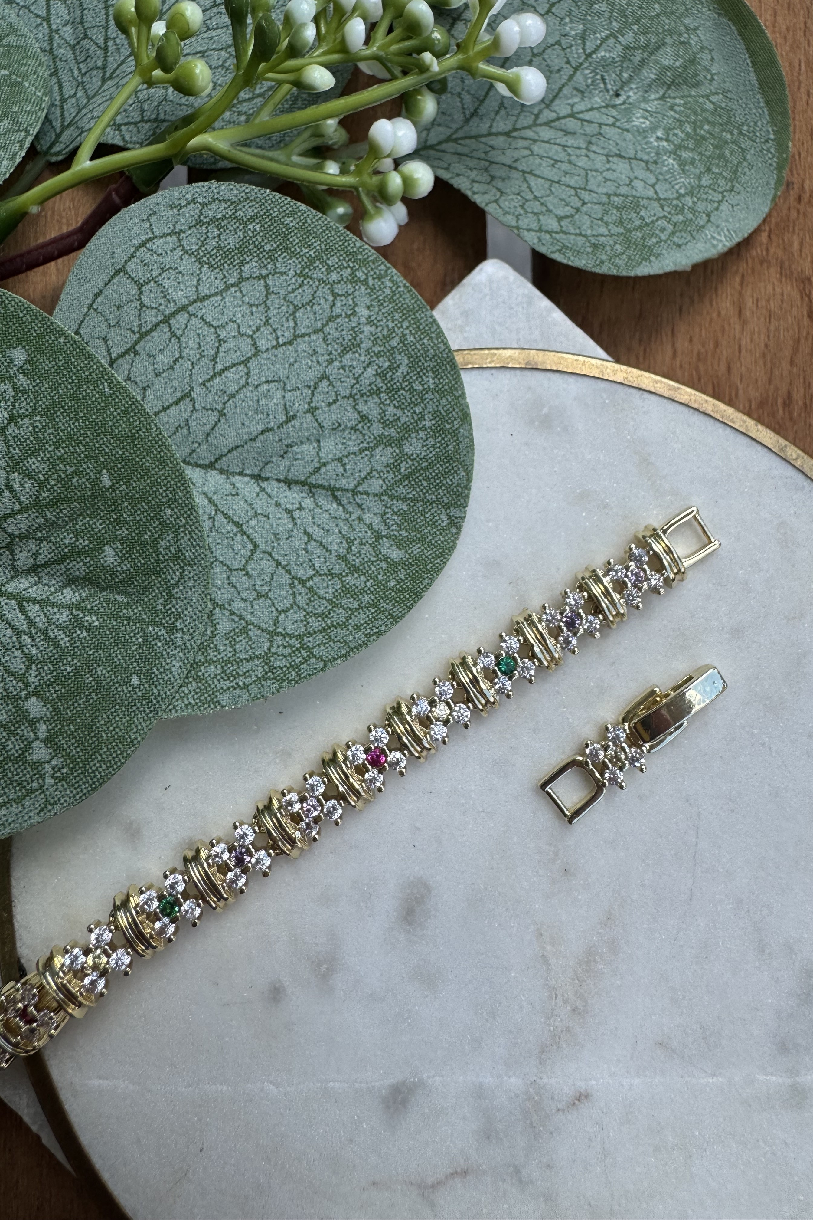 14K Altın Kaplama Tırtık Plaka İçinde Renkli Taşlar Bileklik 17+2cm