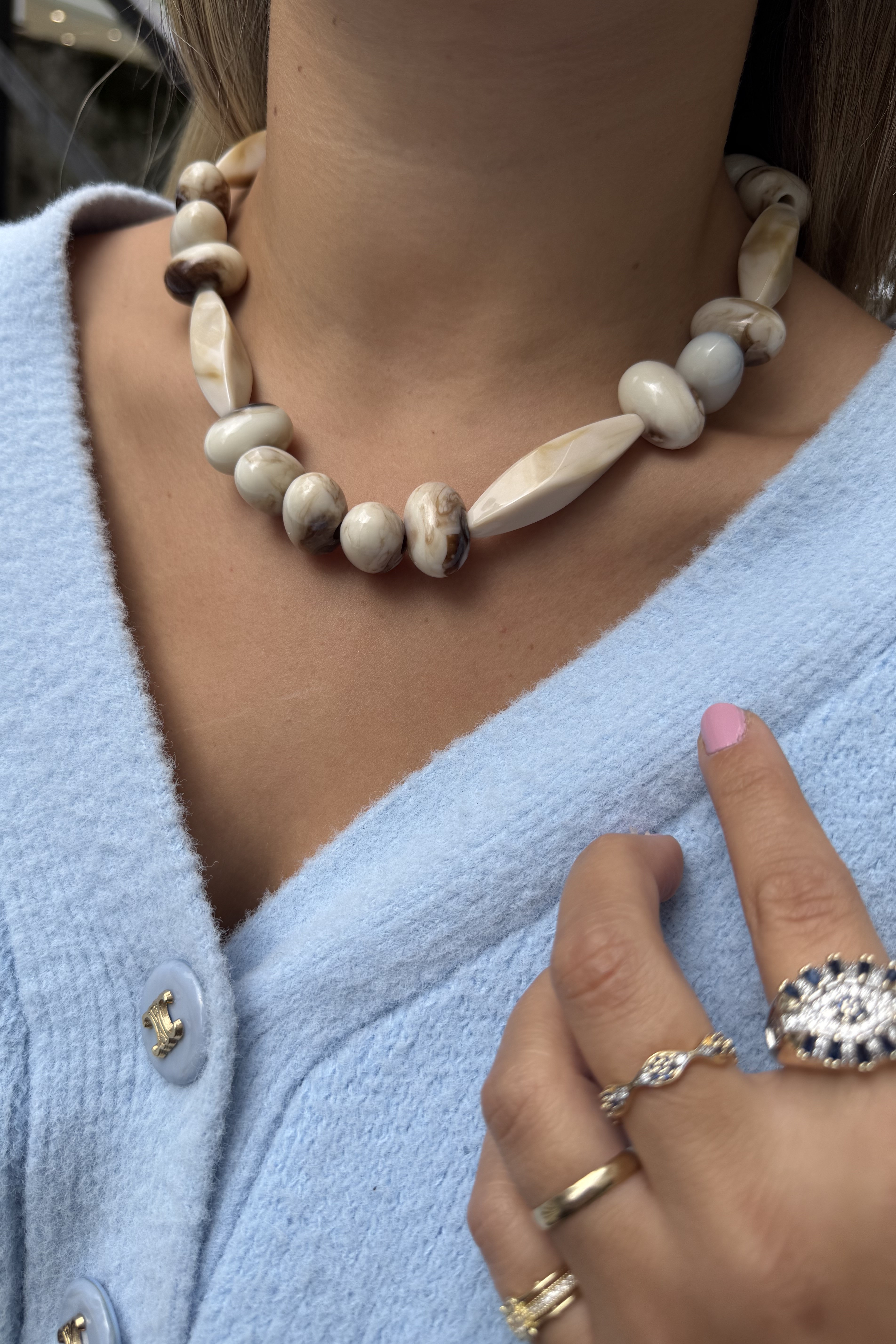 ZR Model Hareli Boncuk Geçişli Kemik Akrilik Kolye 45cm