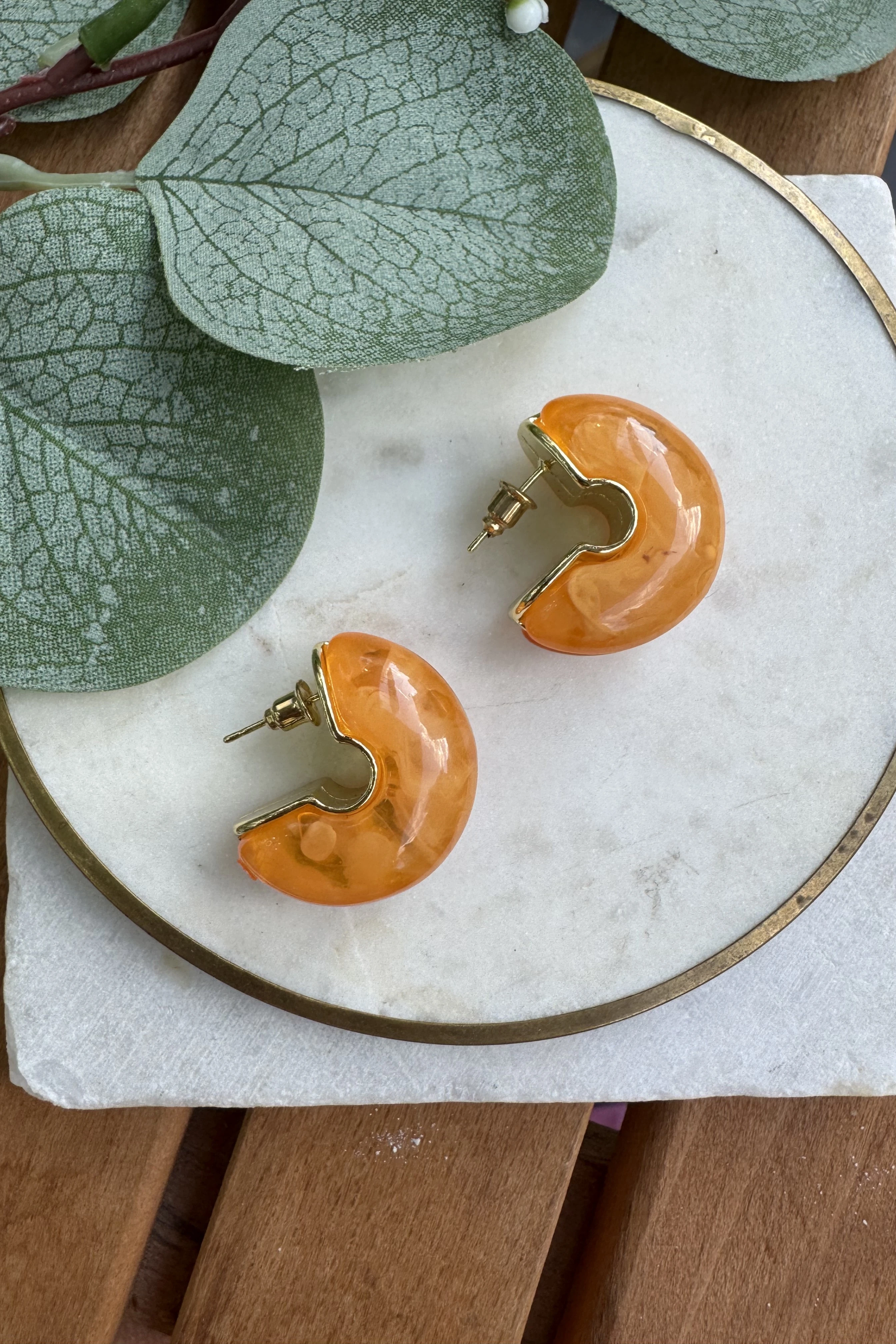 Kehribar Taşlı C Küpe