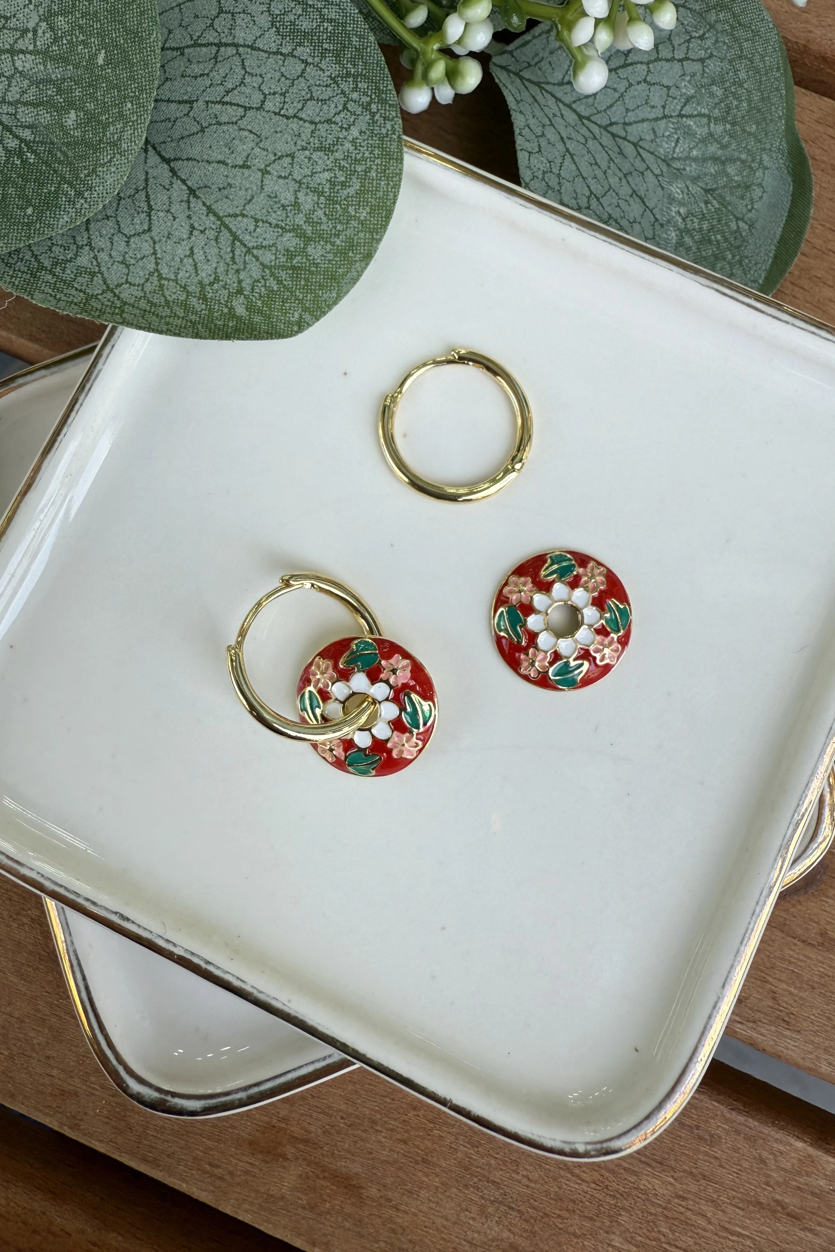 14K Altın Kaplama Isabella Kırmızı Mineli Küpe