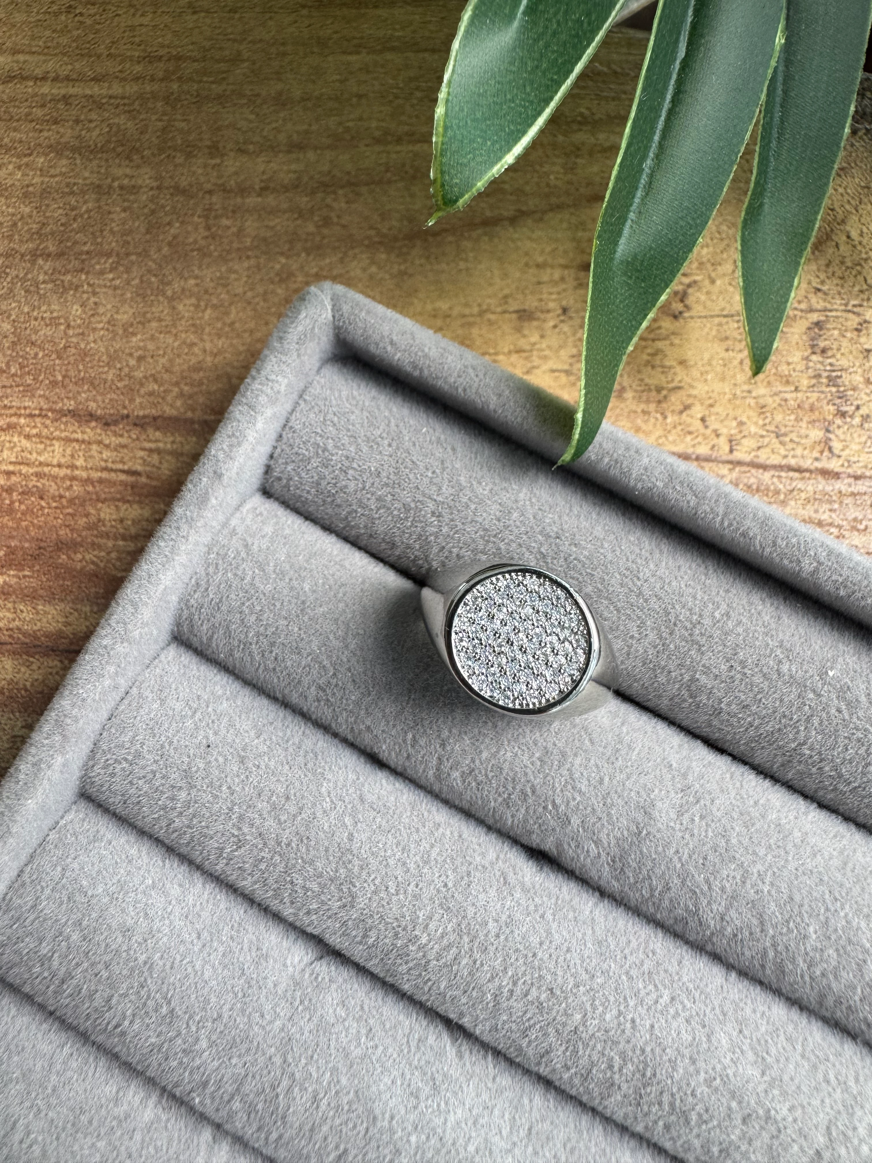 14K Altın Kaplama Round Üstü Taşlı Plaka Serçe Parmak Yüzüğü Silver