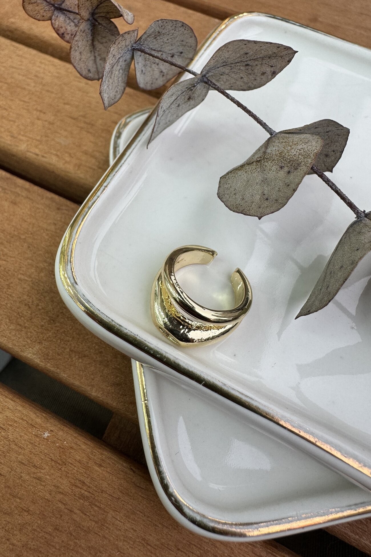 İkili Badem Taşlı Kıkırdak Küpe Gold