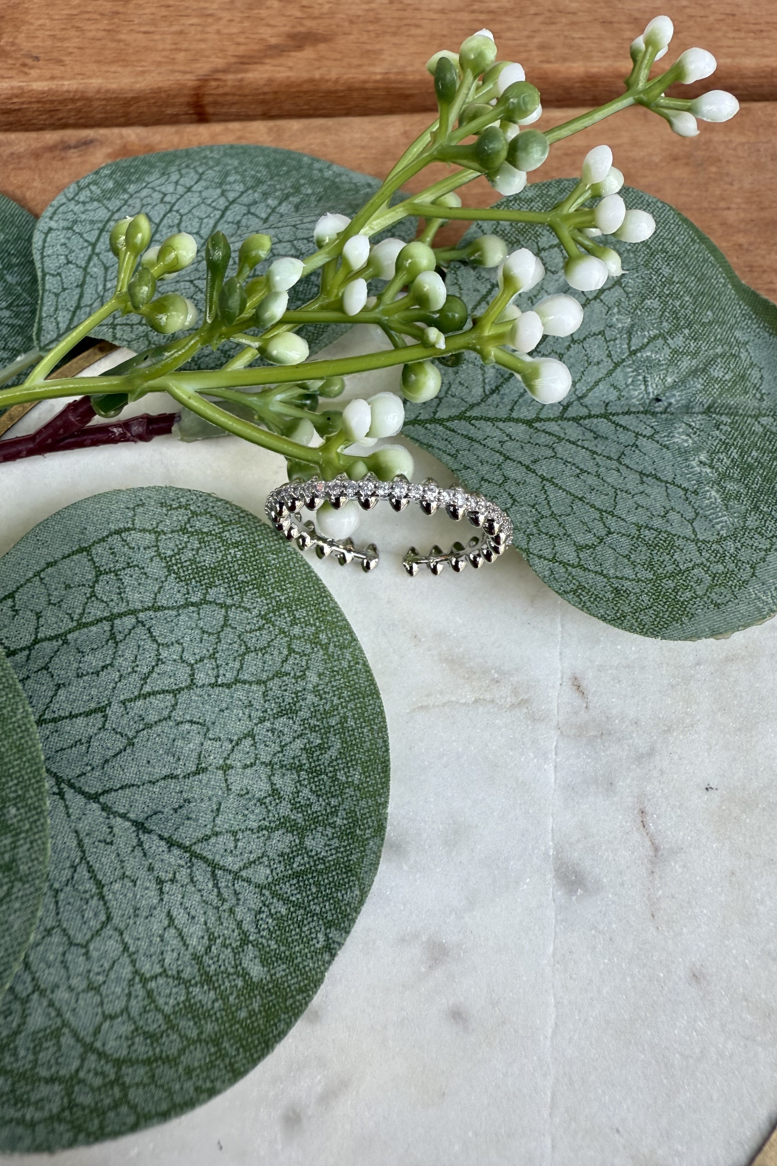 14K Altın Kaplama Minimal Ortası Taşlı Çivi Yüzük Silver