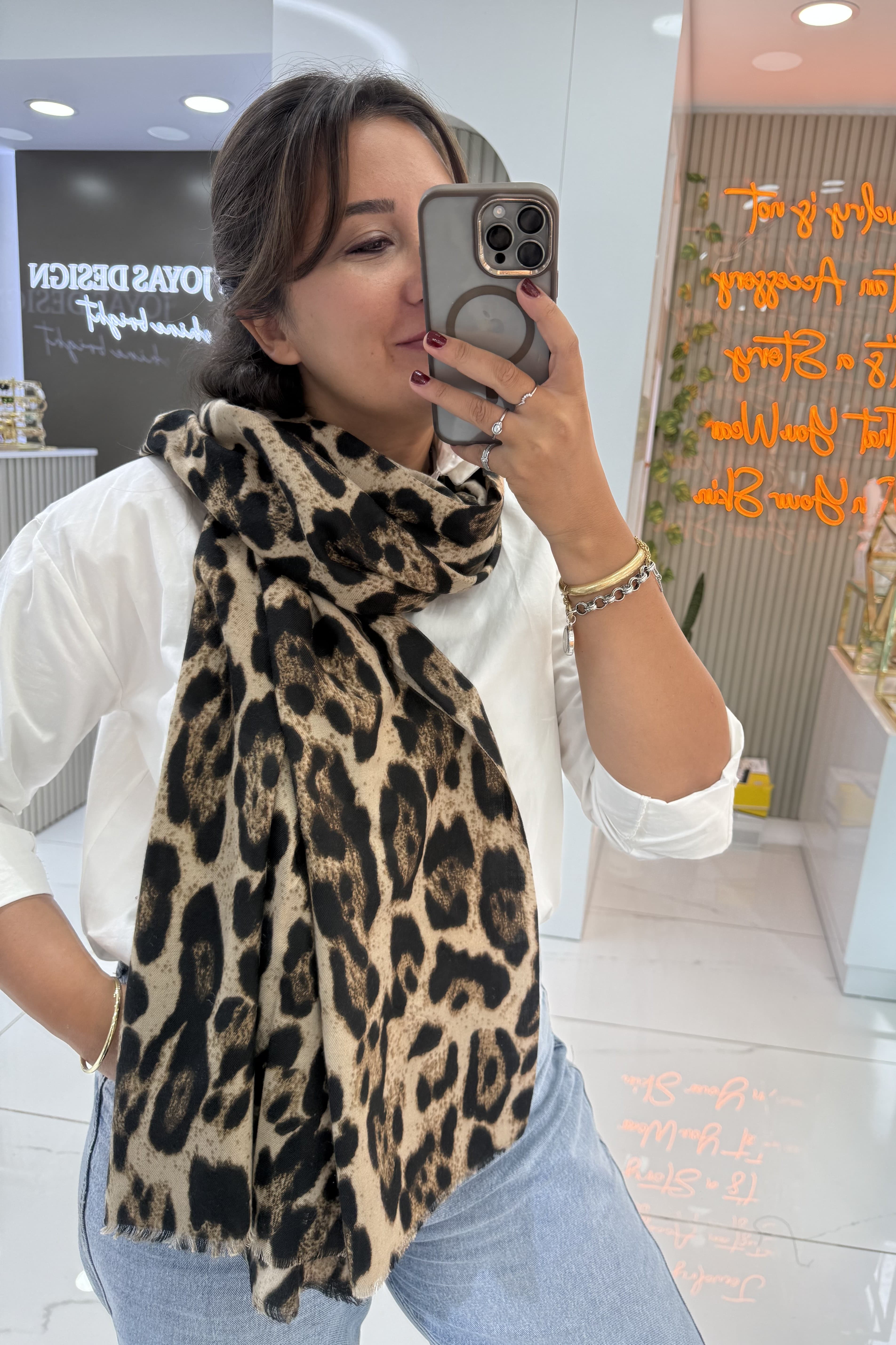 Leopar Desenli Kahve Şal