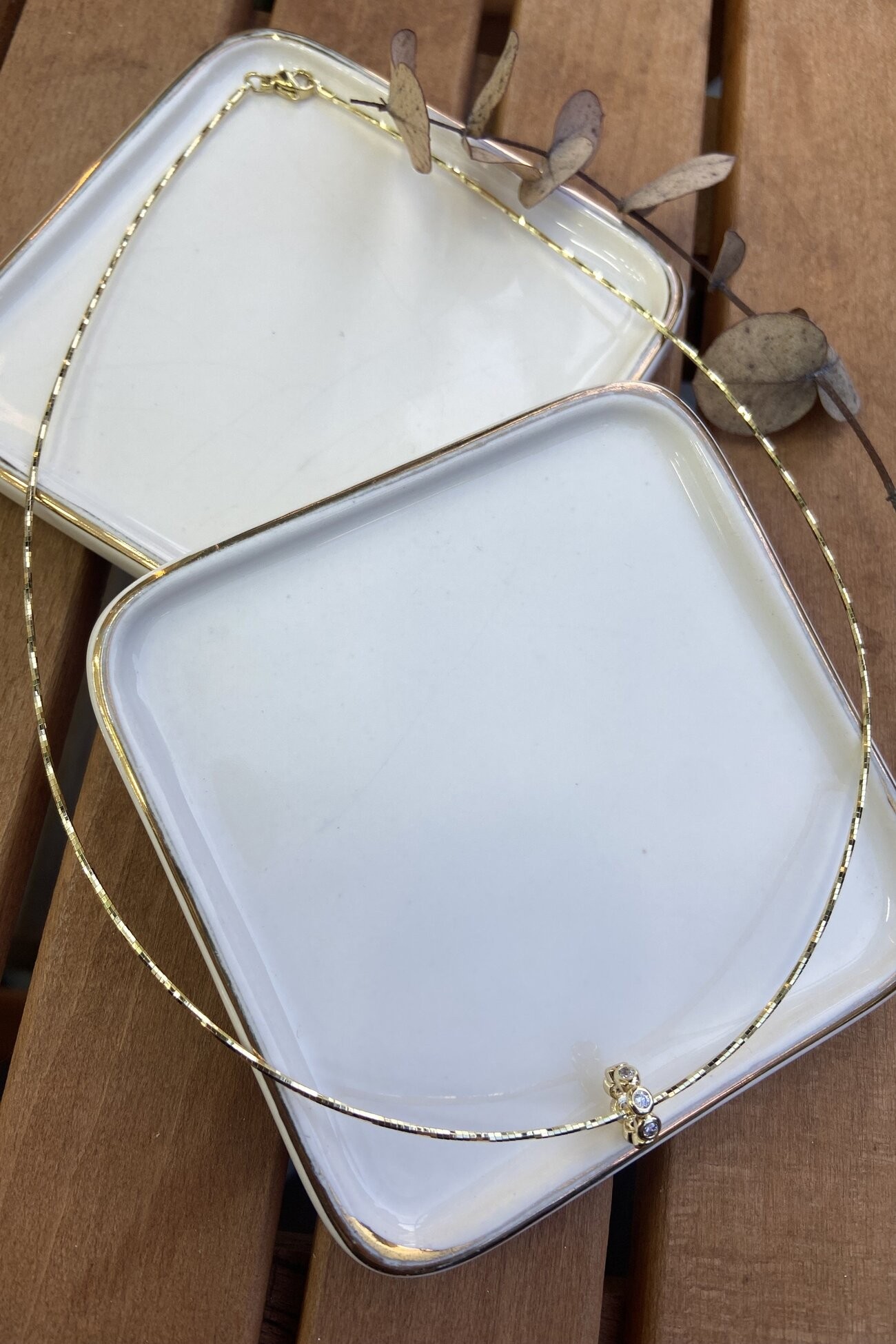 Özel Seri Silindirli Tel Tasma Kolye 43cm
