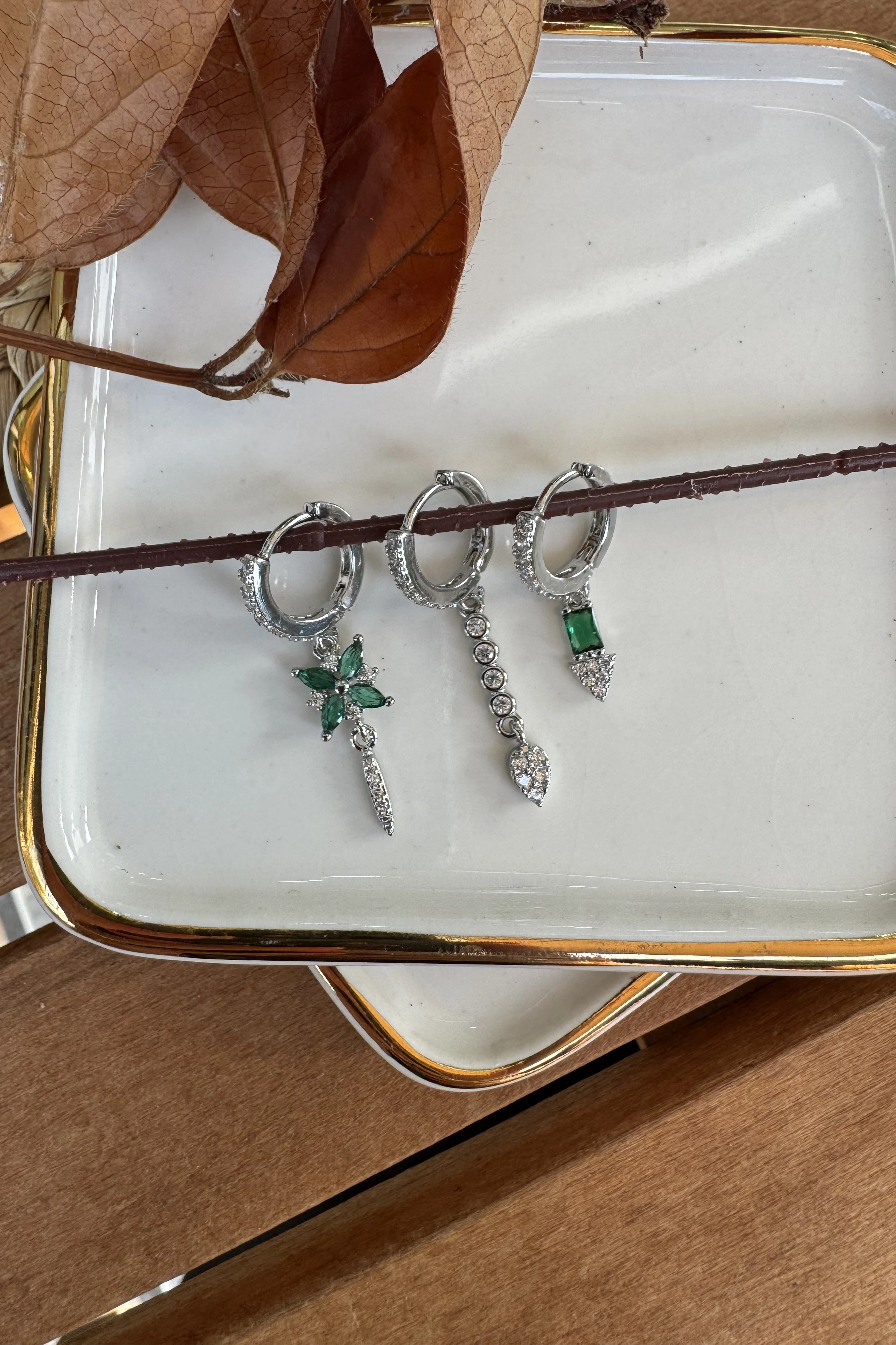 14K Altın Kaplama Yeşil Yonca 3'lü Küpe Seti Silver