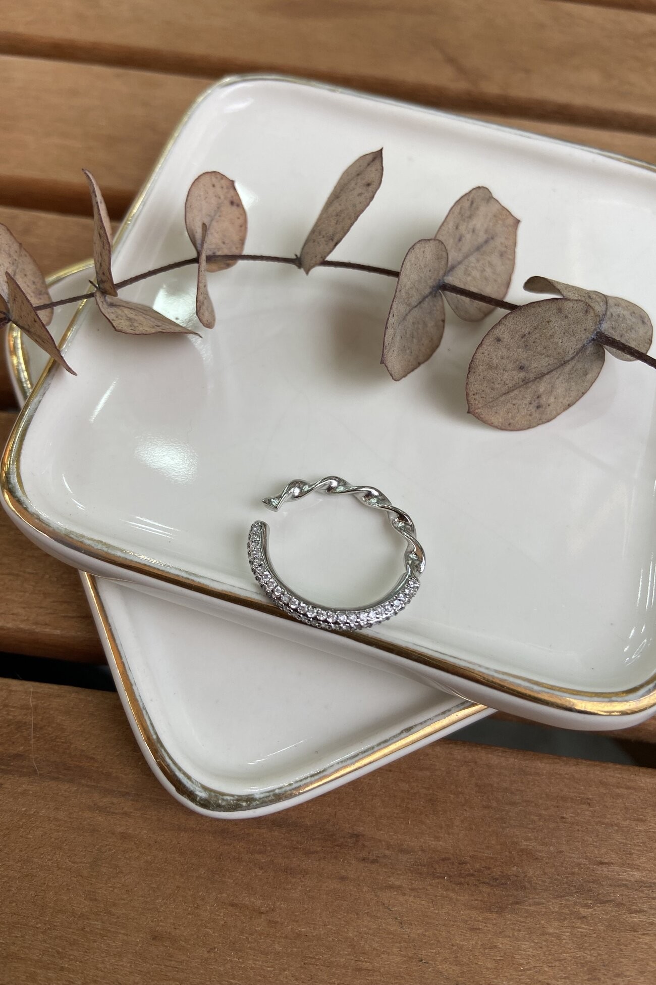 14K Altın Kaplama Yarısı Taşlı & Yarısı Burgu Yüzük Silver