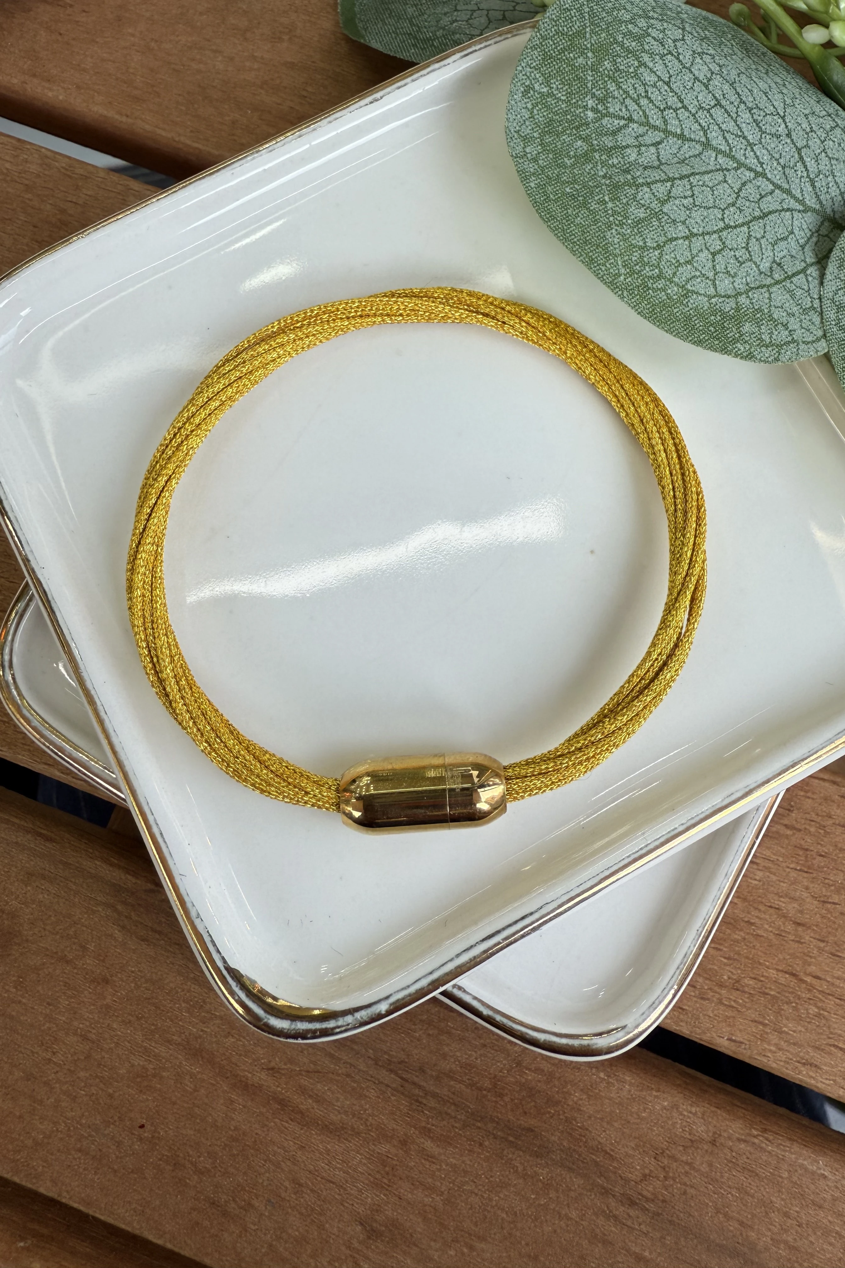 Çelik Sarı Parlak İpli Çoklu Mıknatıslı Bileklik 19cm