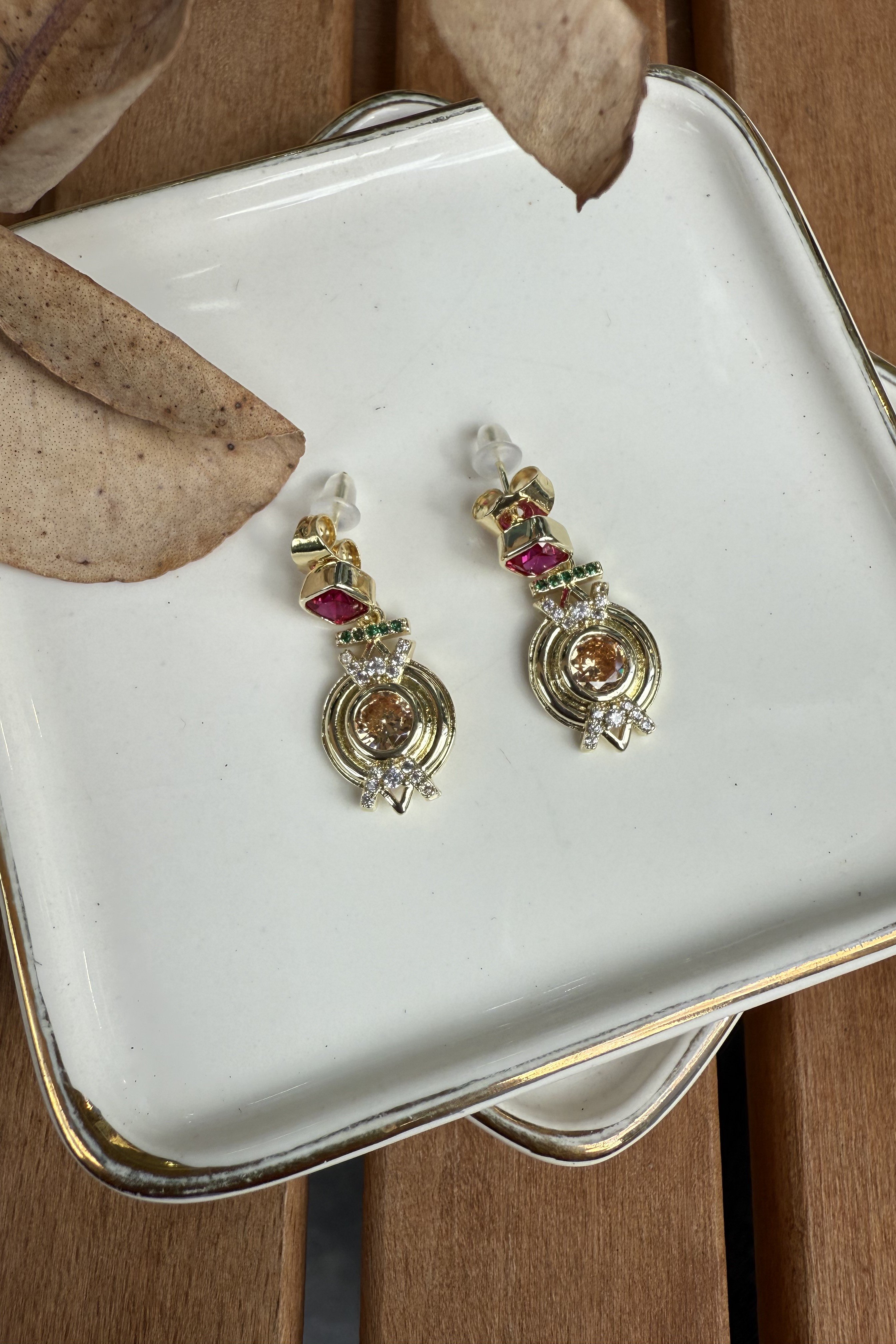 14K Altın Kaplama Pembe Baget Taşlı Vintage Şık Küpe