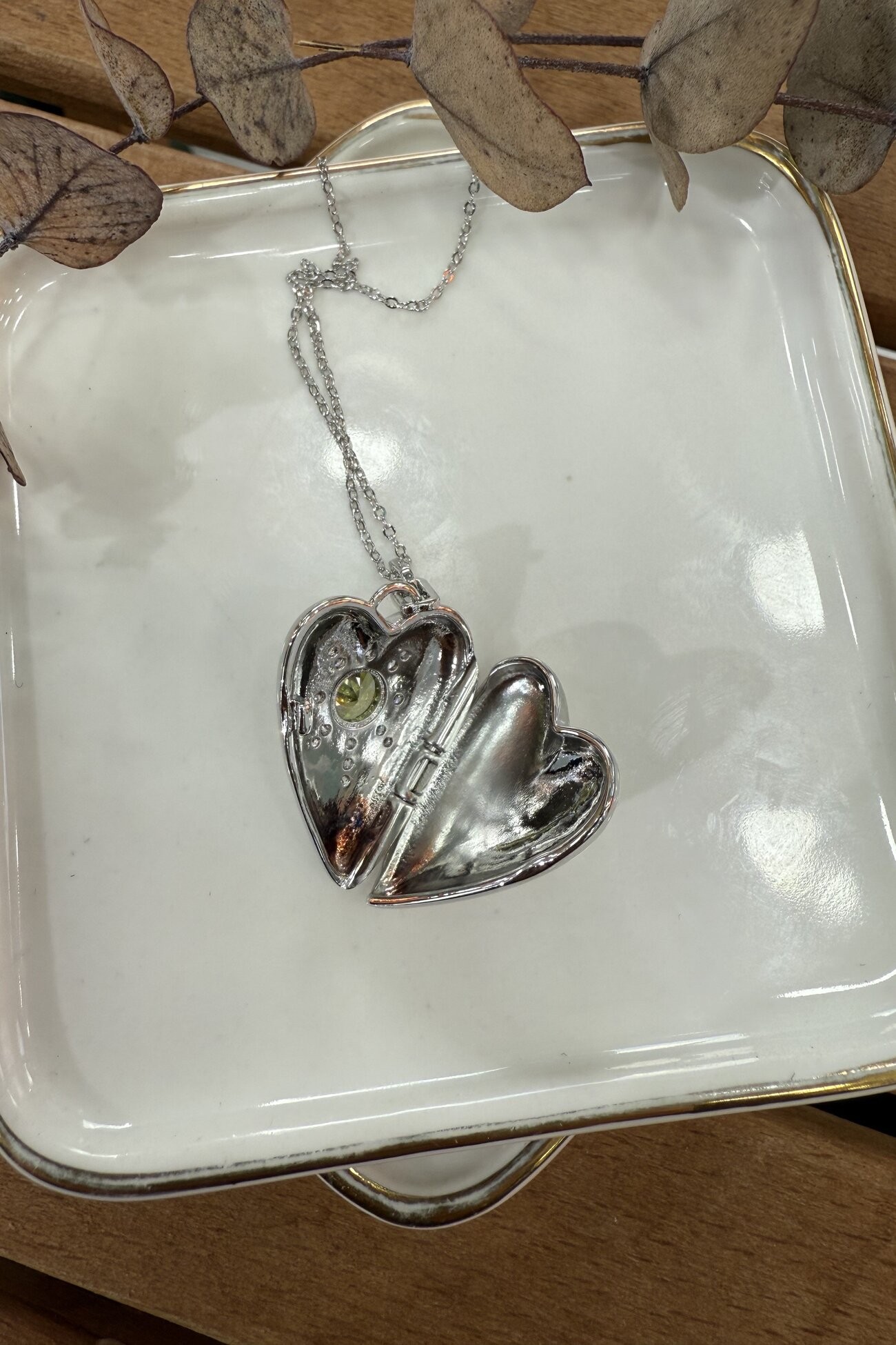 14K Altın Kaplama Kalp Üzeri Yeşil Taşlı Madalyon Kolye Silver 55cm