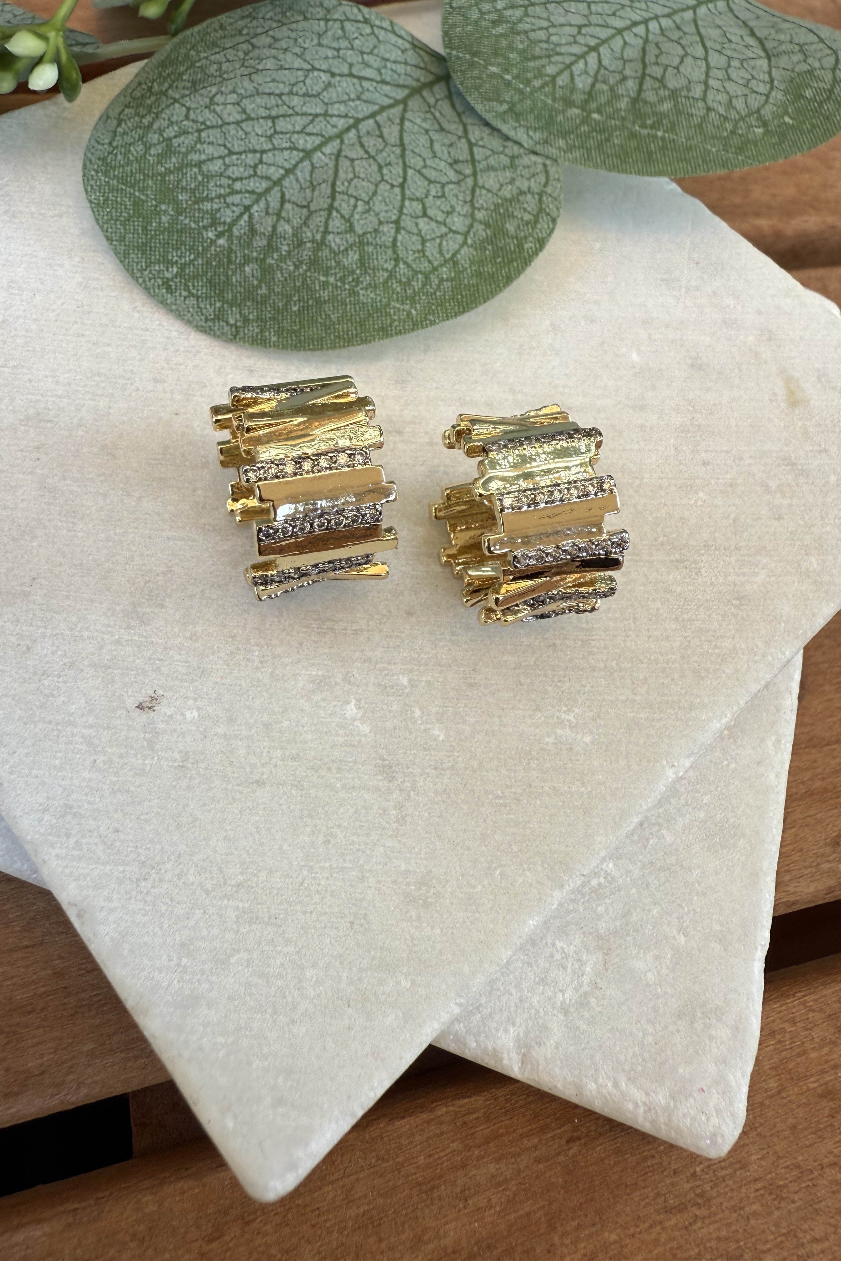 14K Altın Kaplama Taşlı Kalp Ritmi Minimal Halka Küpe