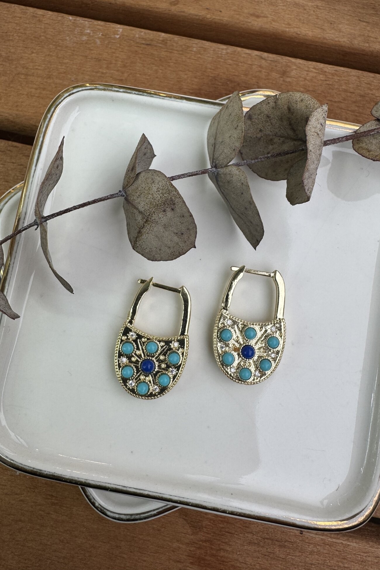 14K Altın Kaplama Mavi Taşlı Sepet Küpe Gold
