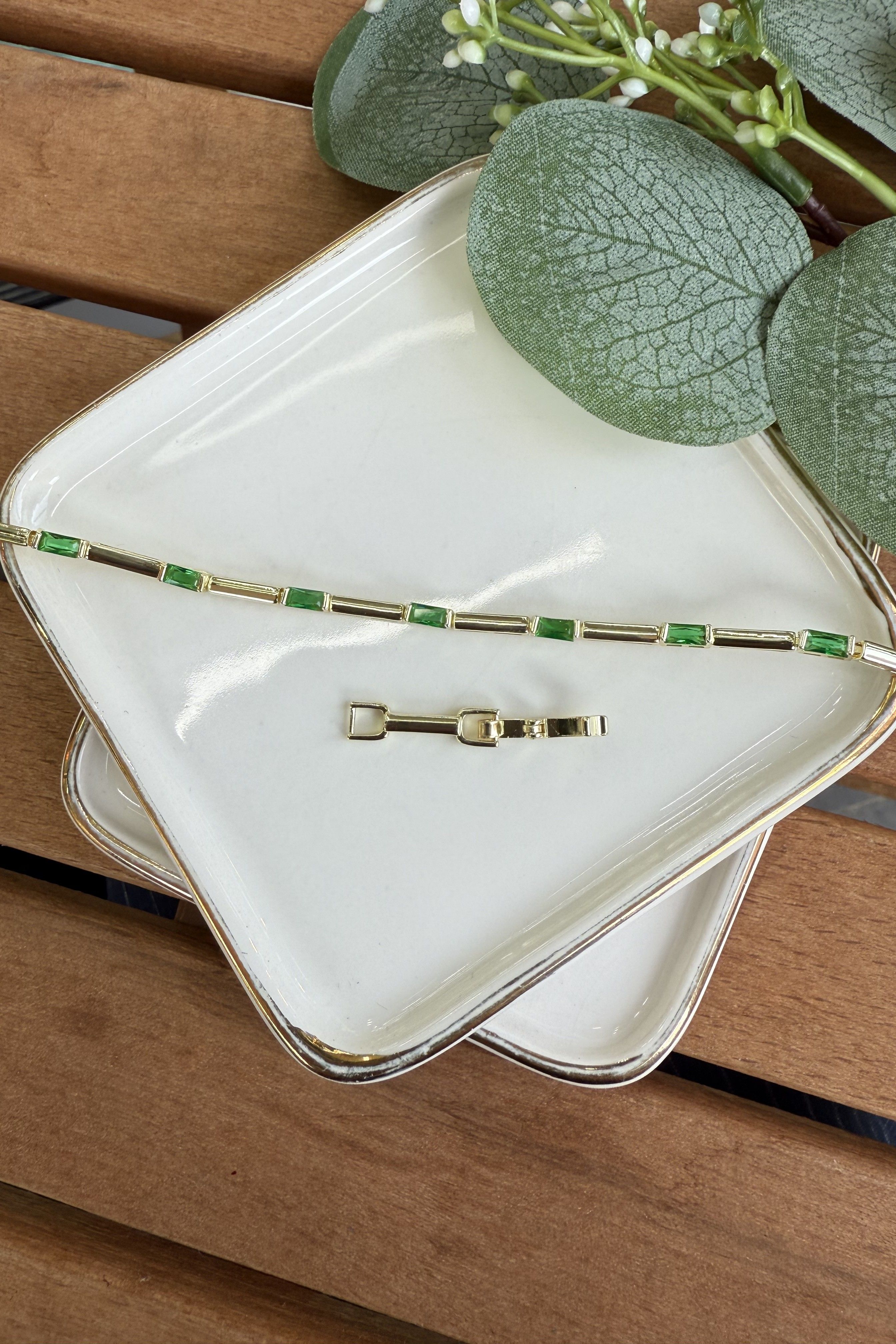 14K Altın Kaplama Yeşil Taşlı Dikdörtgen Plaka Geçişli Bileklik 17+2cm