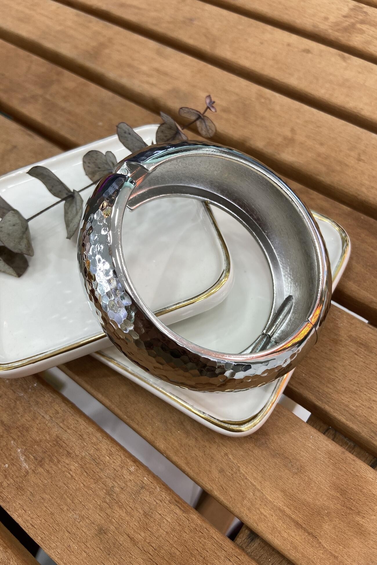 14K Altın Kaplama Bombeli Önü Dövmeli Bilezik Silver