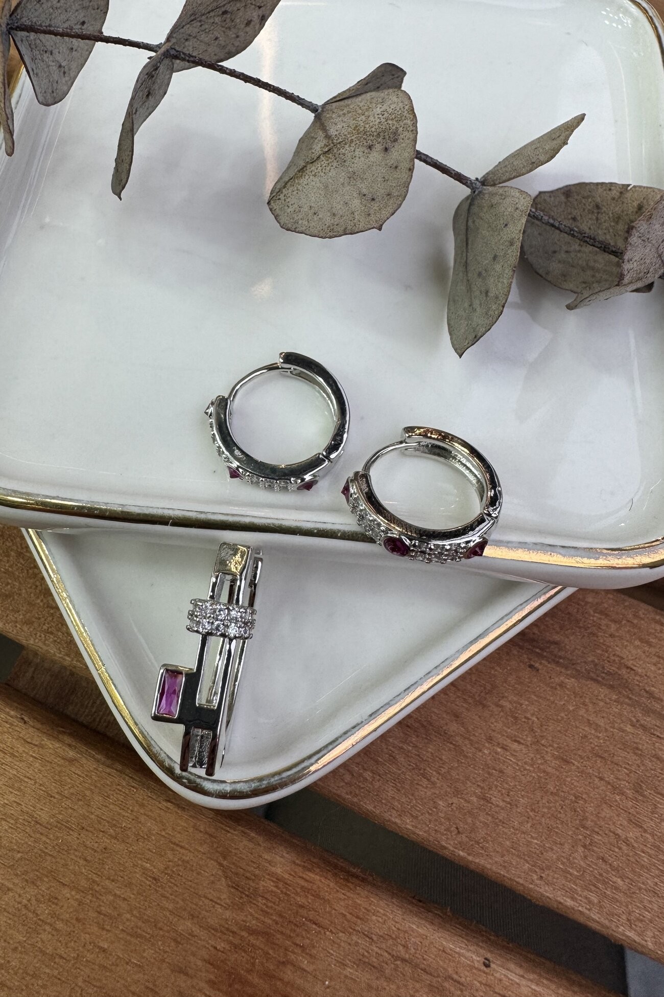 14K Altın Kaplama Fuşya Taşlı 3'lü Küpe Seti Silver