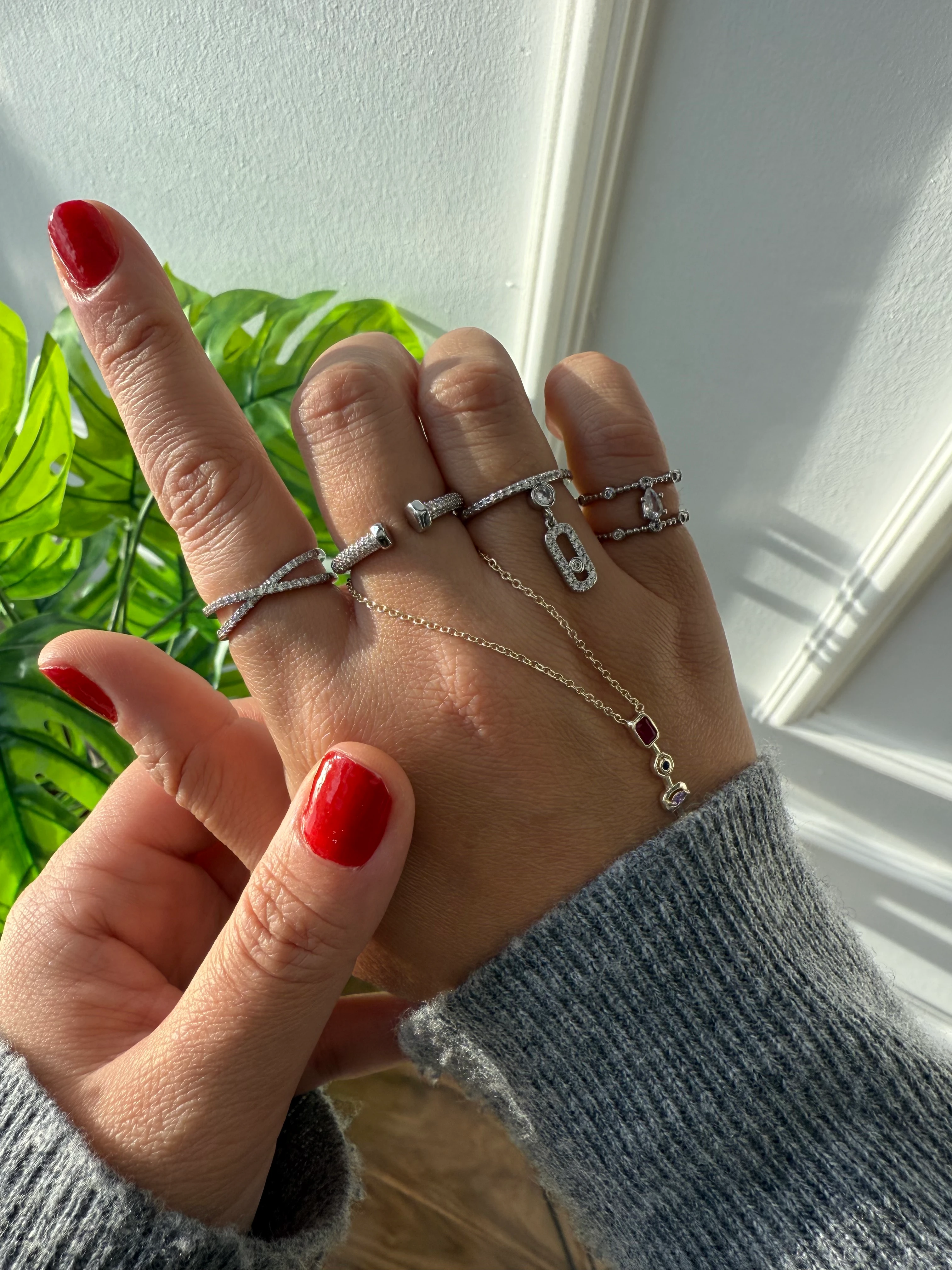 14K Altın Kaplama Önden Kapamalı Taşlı Yüzük Silver