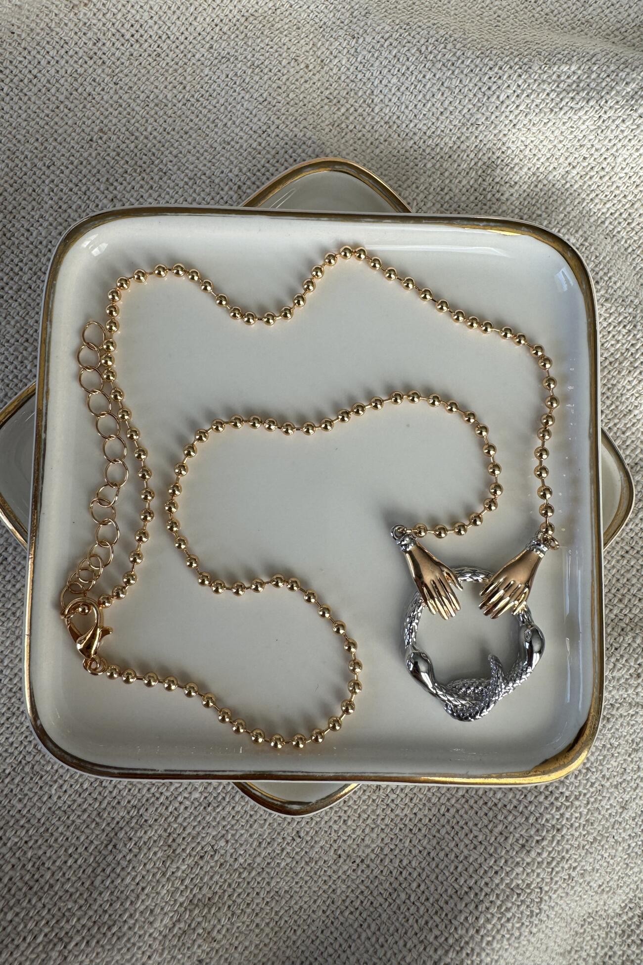 14K Altın Kaplama Minik Top Zincirli El Detaylı Kolye 55cm