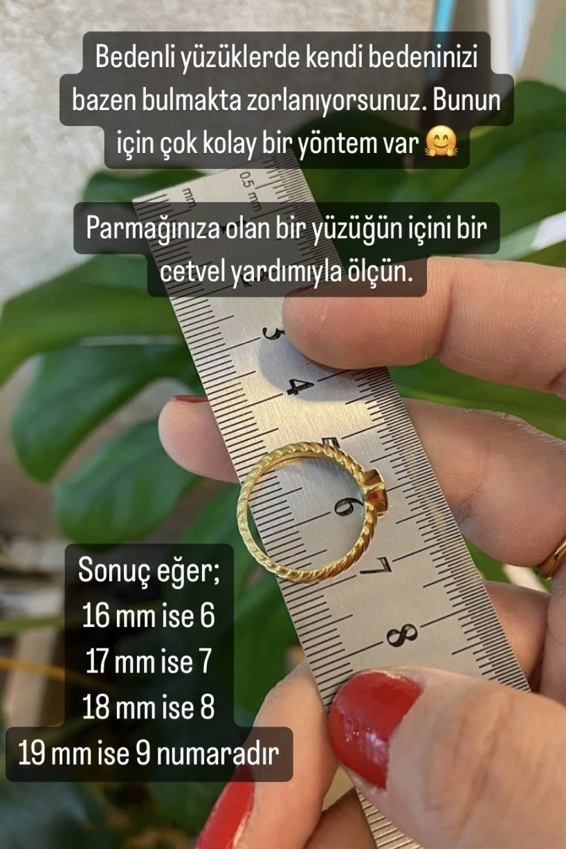 14K Altın Kaplama Beyaz Mineli Çiçek Yüzük