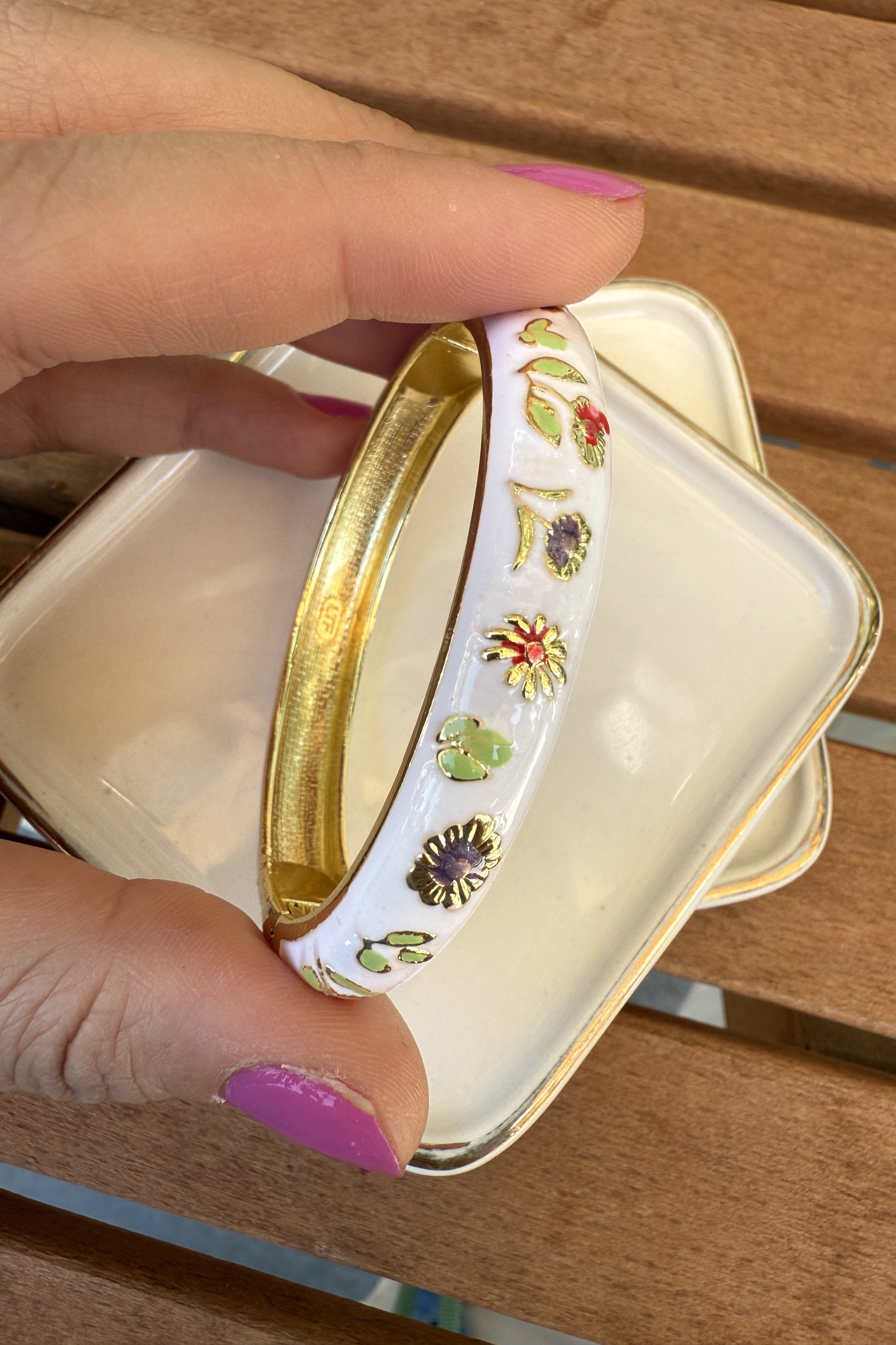 14K Altın Kaplama Orta Beyaz Miranda Bilezik 6cm