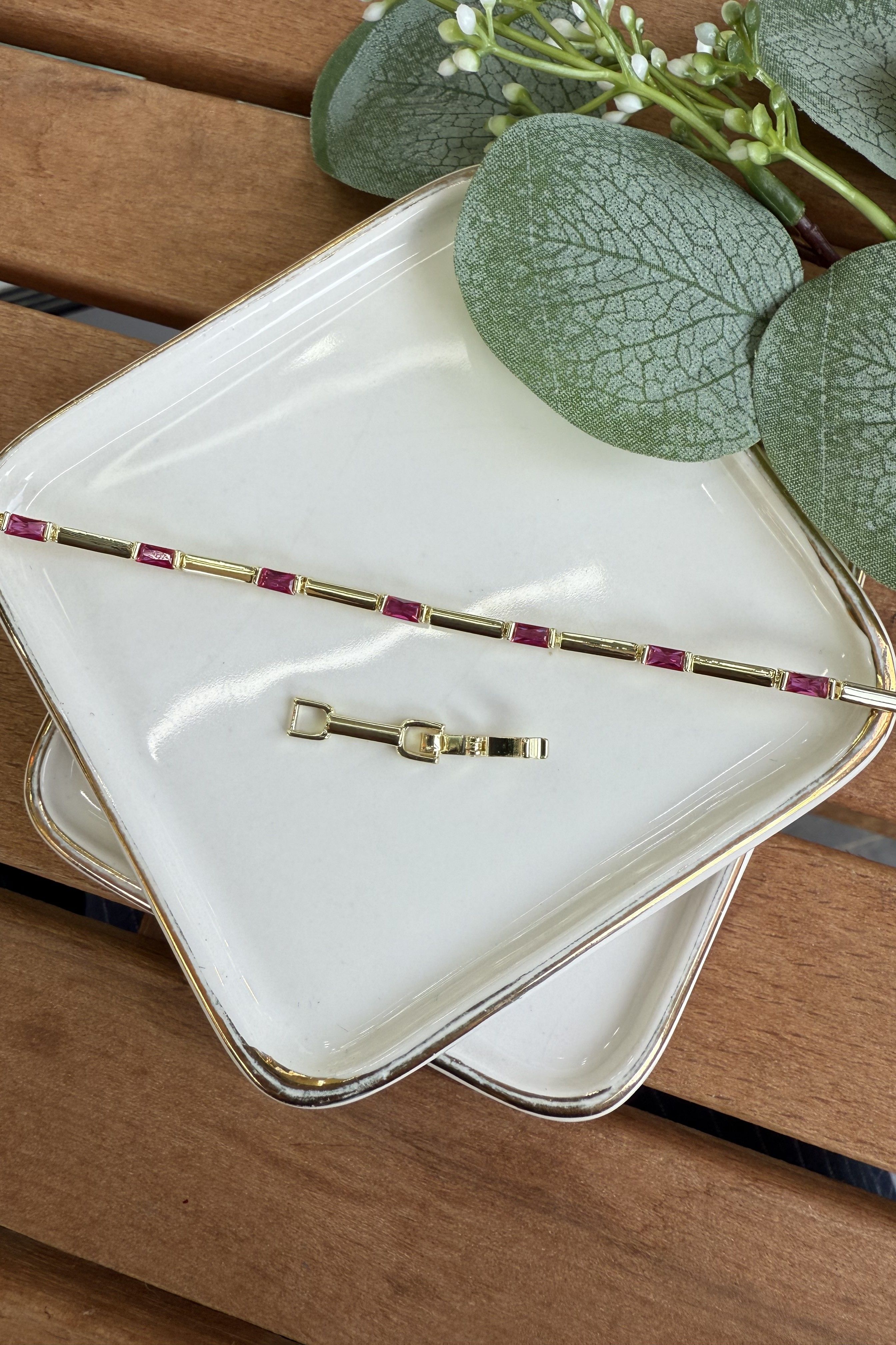14K Altın Kaplama Pembe Taşlı Dikdörtgen Plaka Geçişli Bileklik 17+2cm