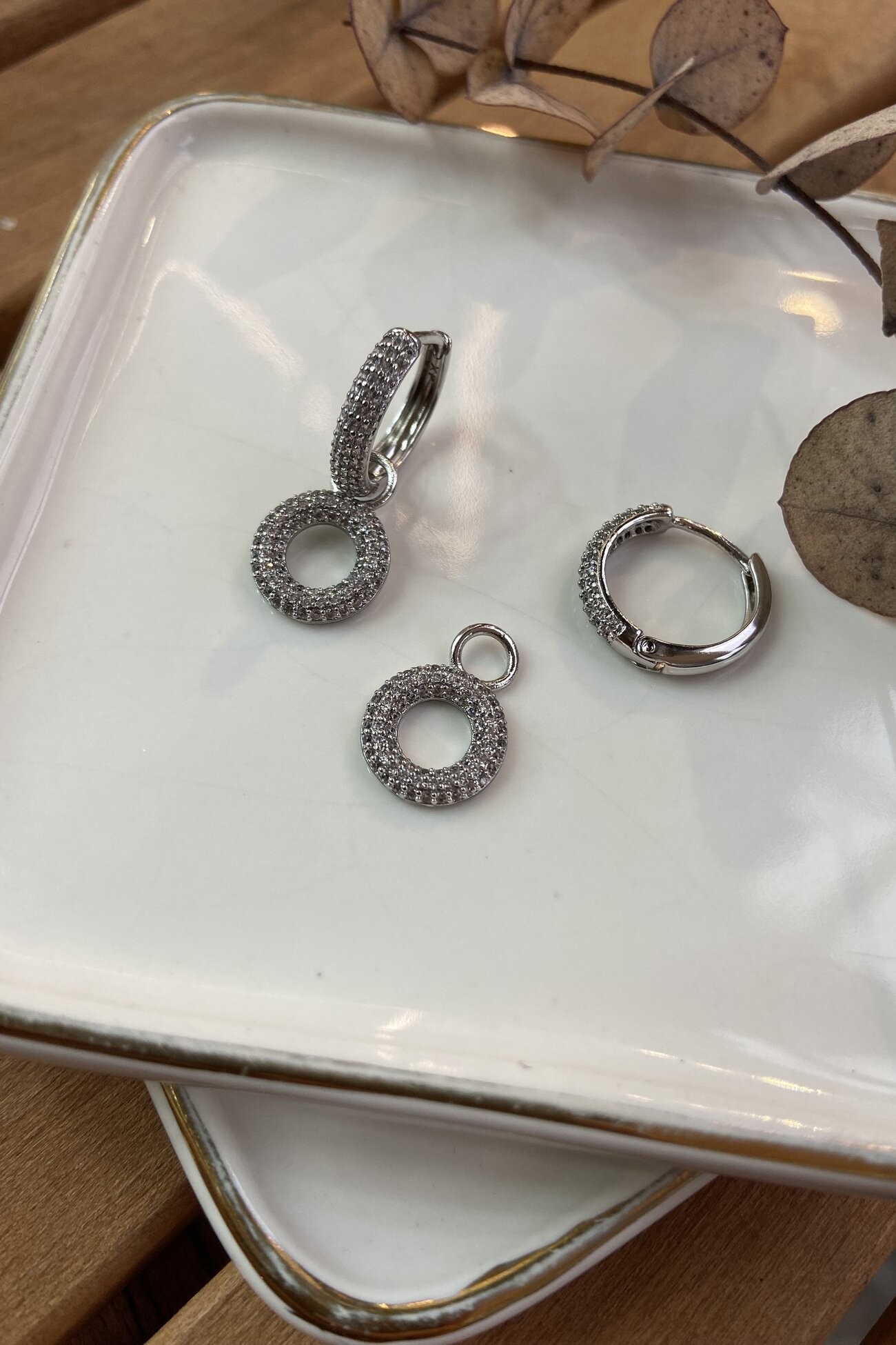 Özel Seri Taşlı Simit Çıkabilen Küpe