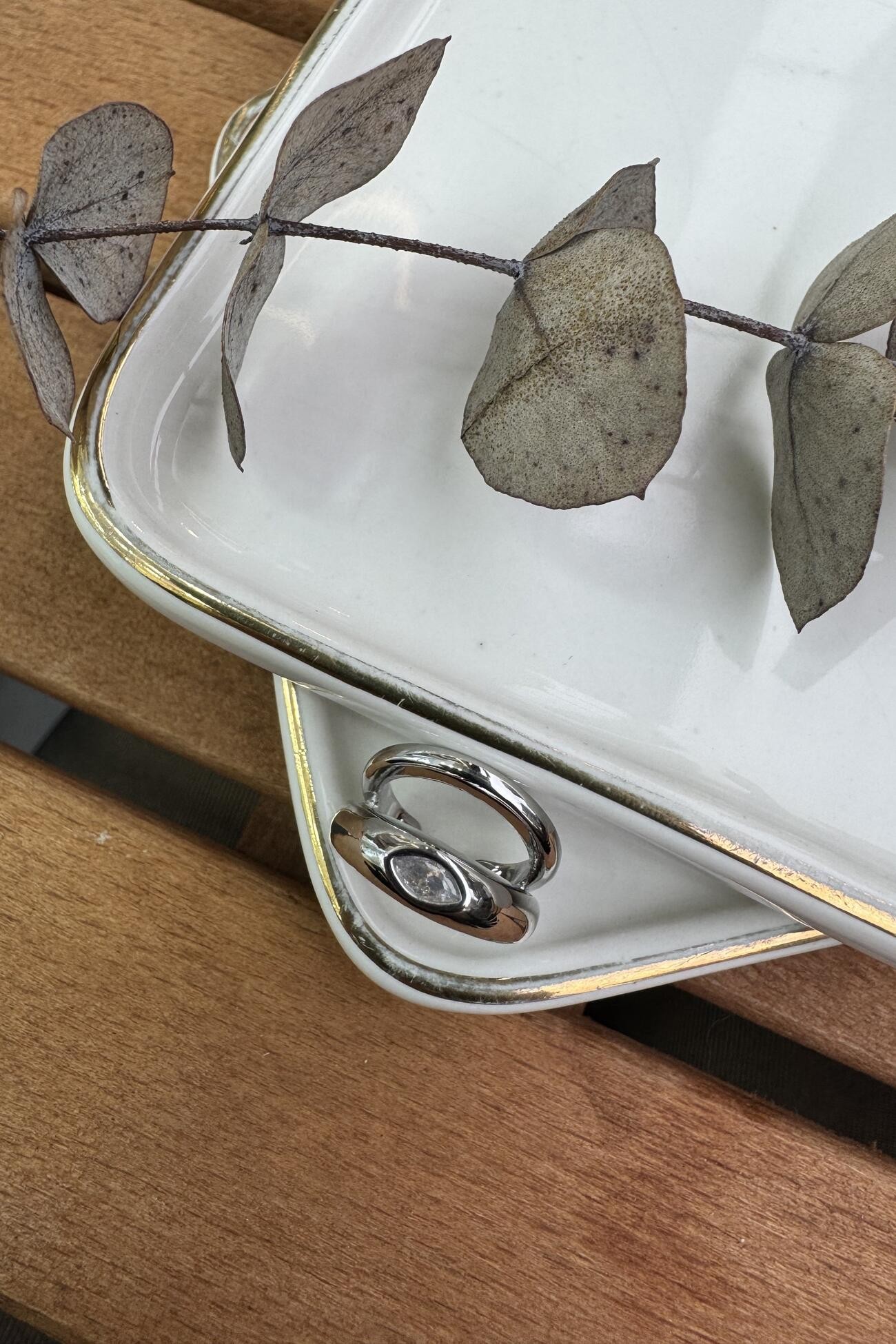 İkili Badem Taşlı Kıkırdak Küpe Silver