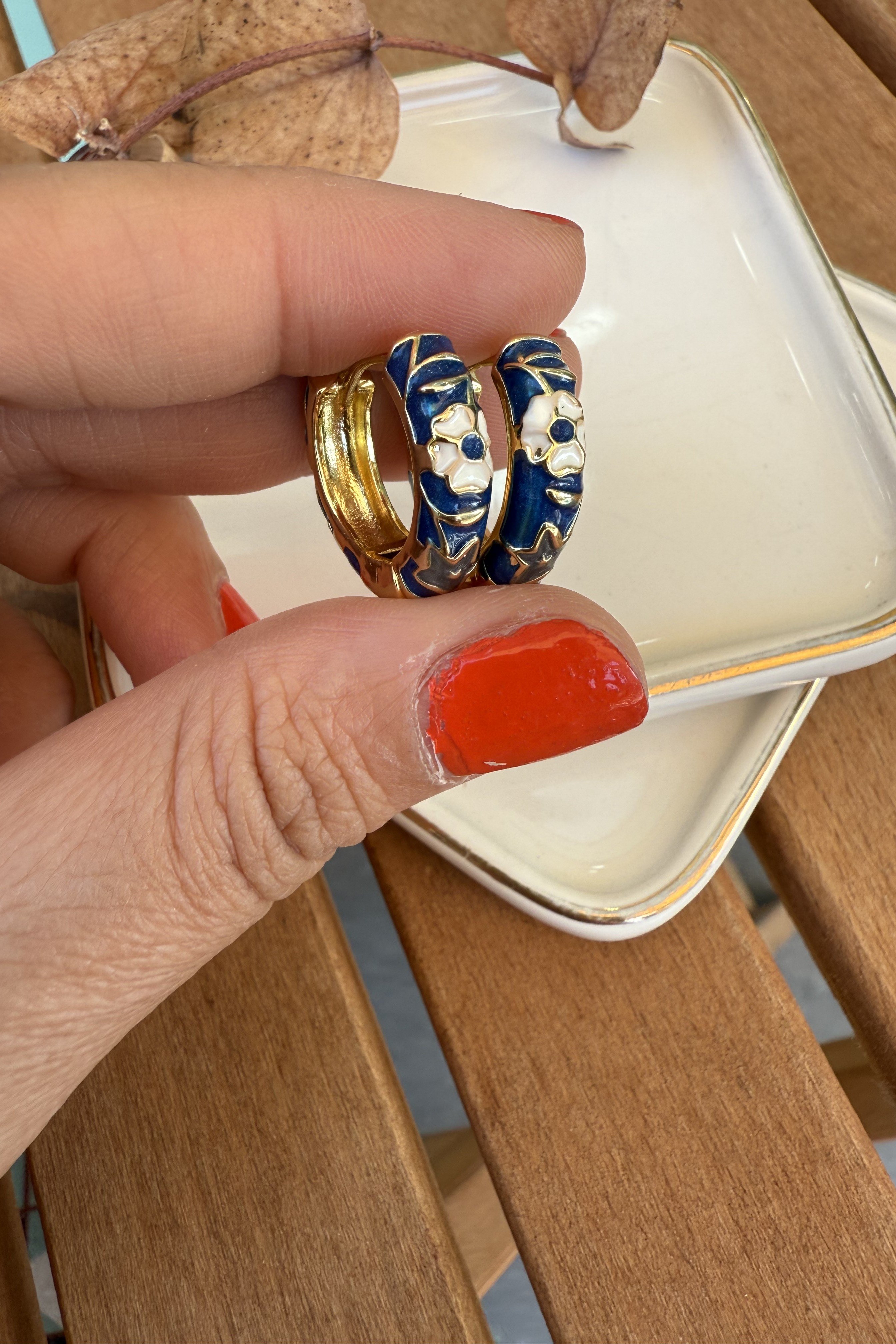 14K Altın Kaplama Lacivert Mineli Freya Küpe 2cm